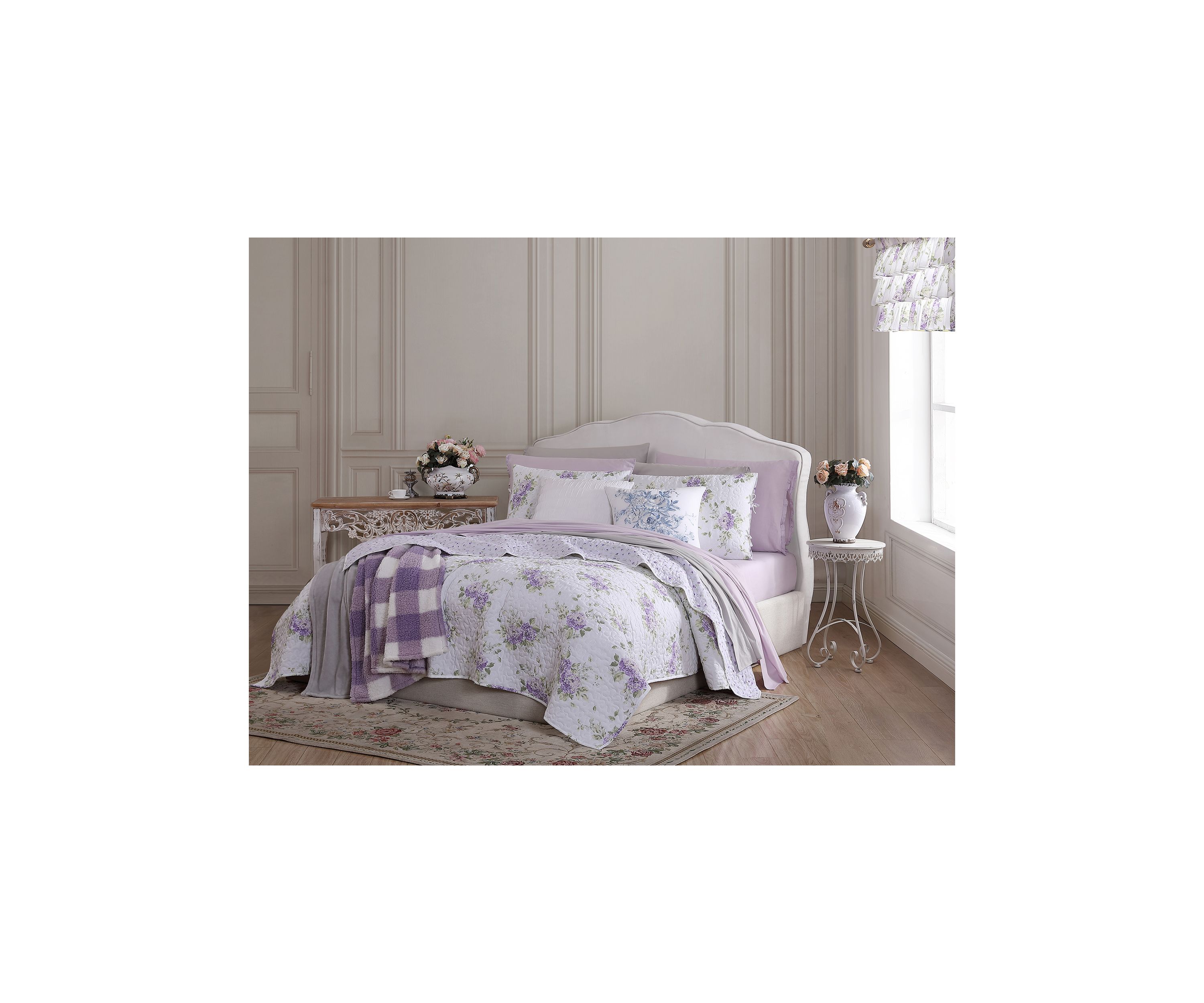 Layla Quilt Set