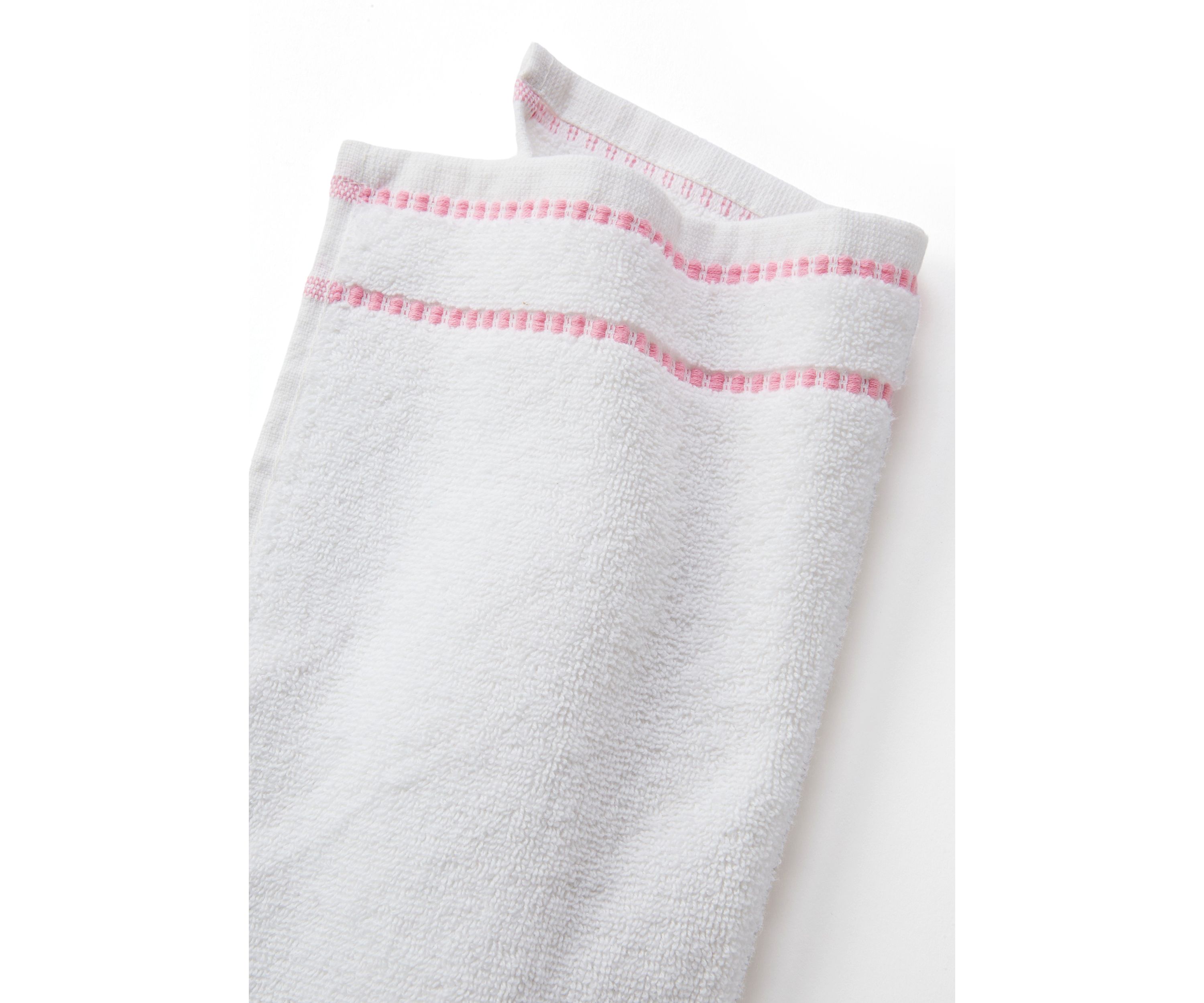 Cotton Trim Bath Towel Collection