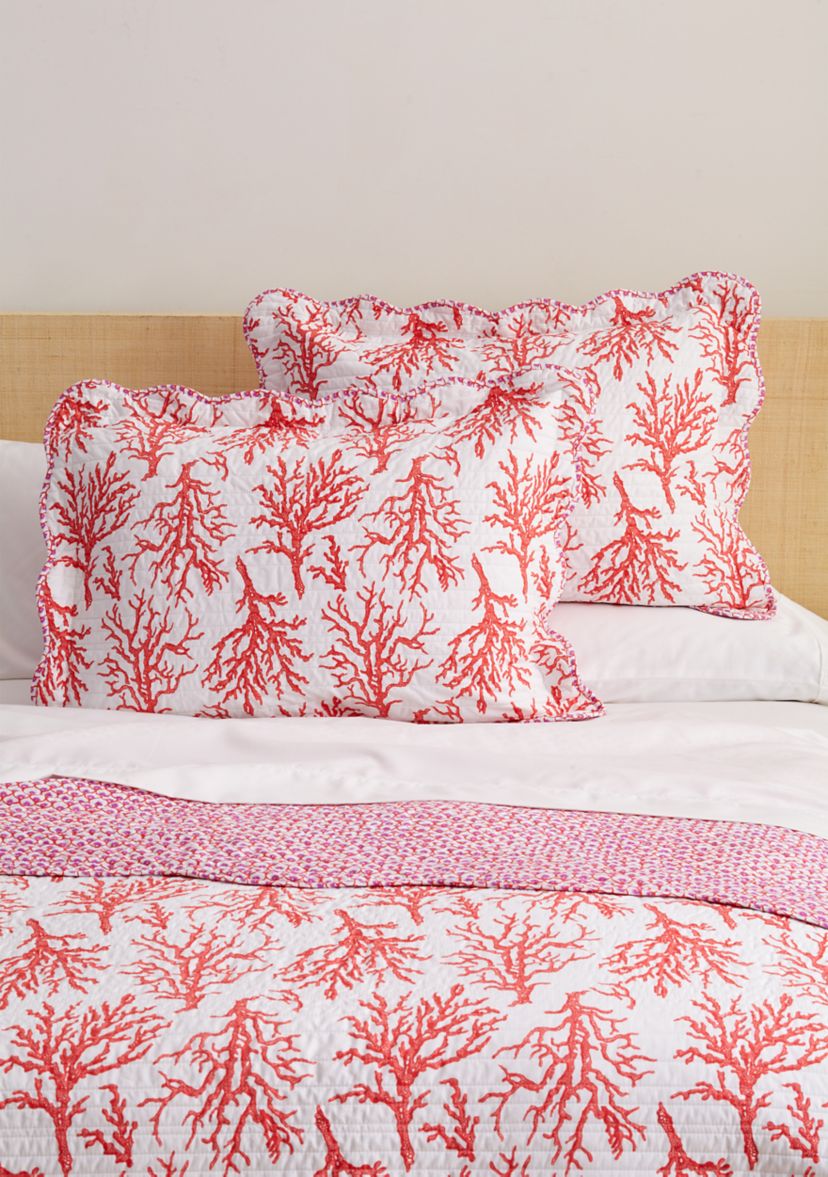 3 Piece Scallop Trim Coral Quilt Set