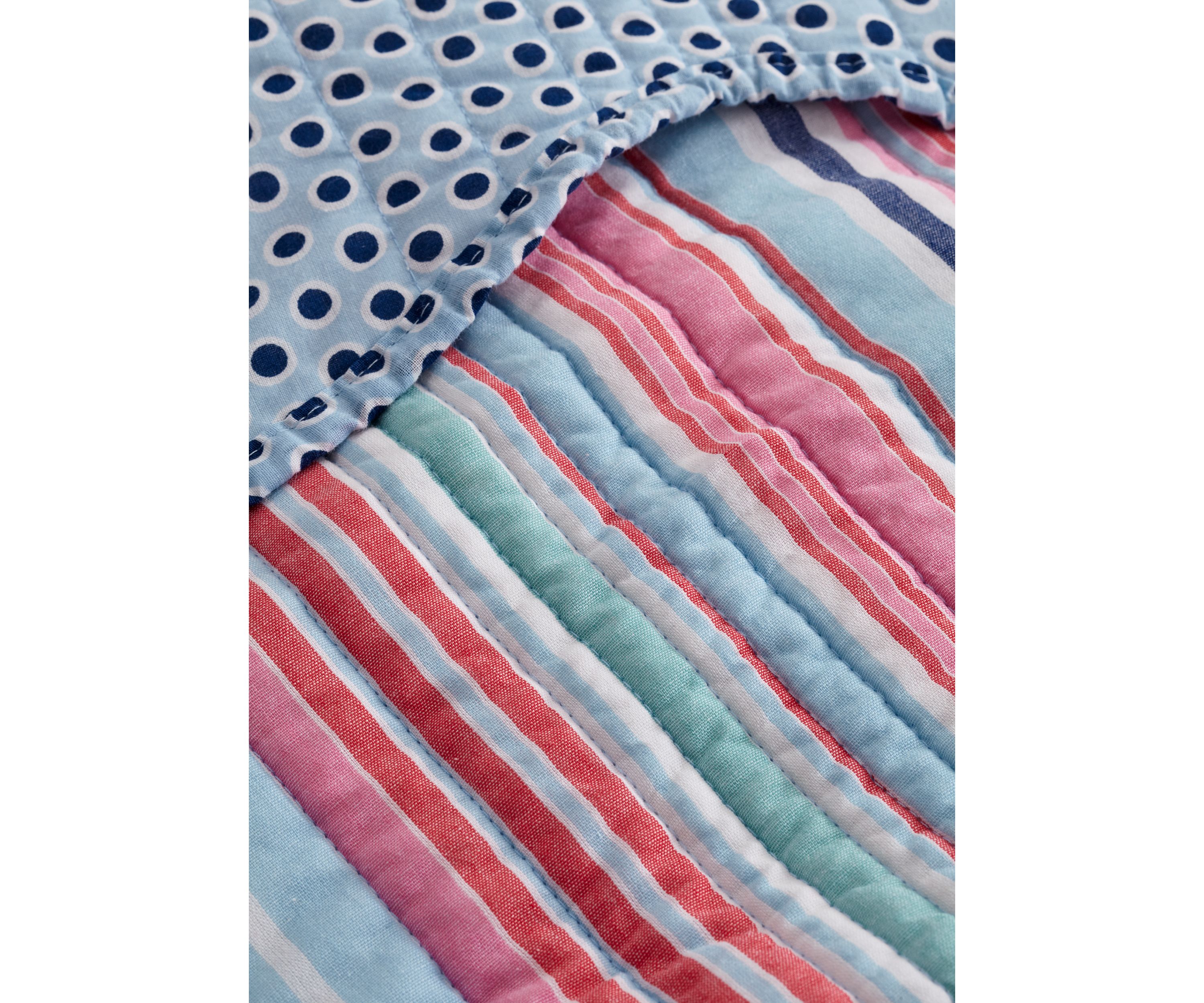 3 Piece Scallop Trim Pink Stripe Quilt Set