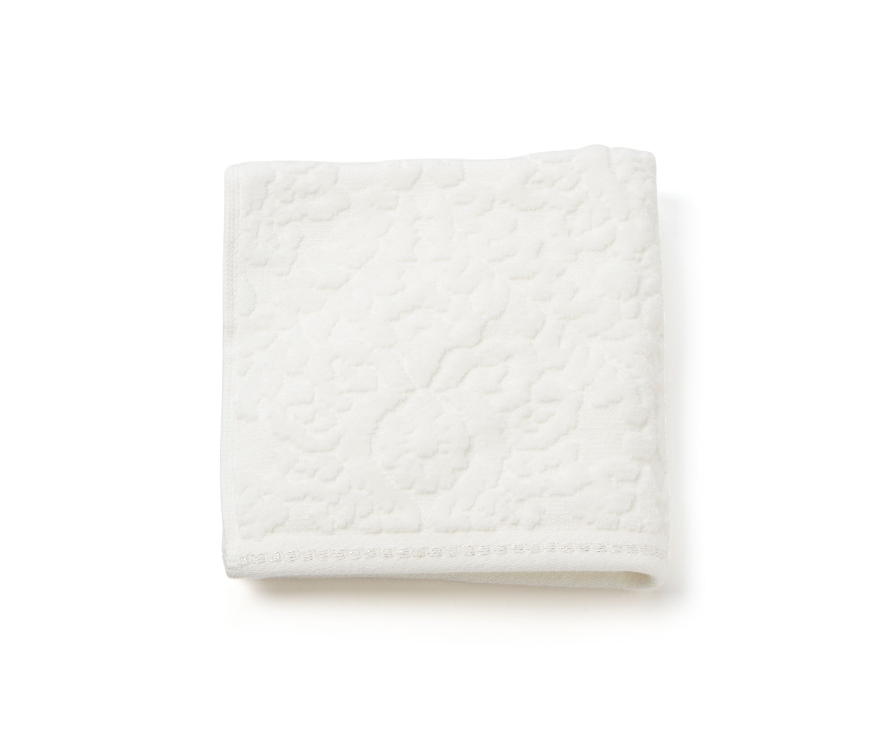 Holiday Snowflake Bath Towel Collection