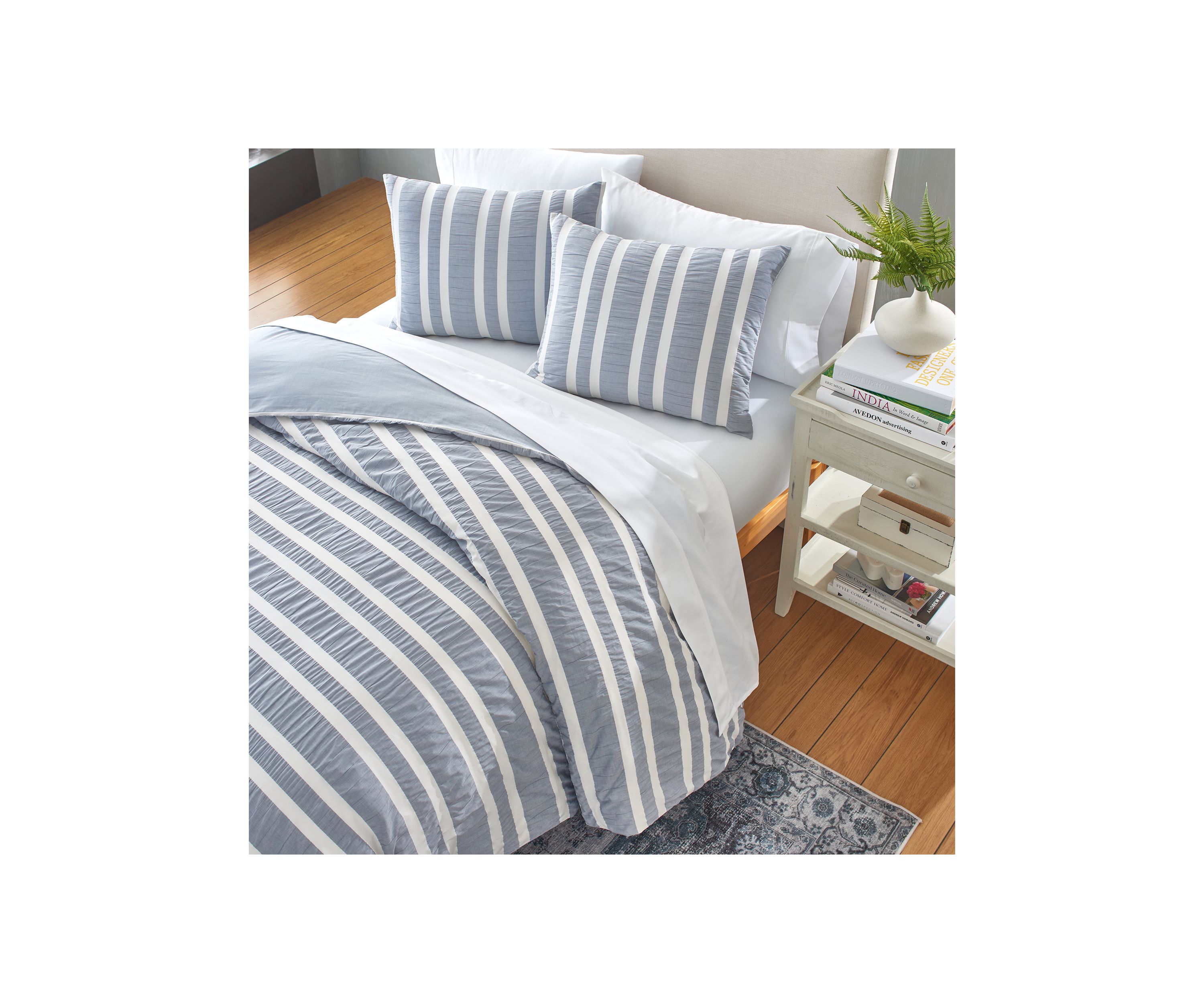 Beonica Seersucker Comforter Set
