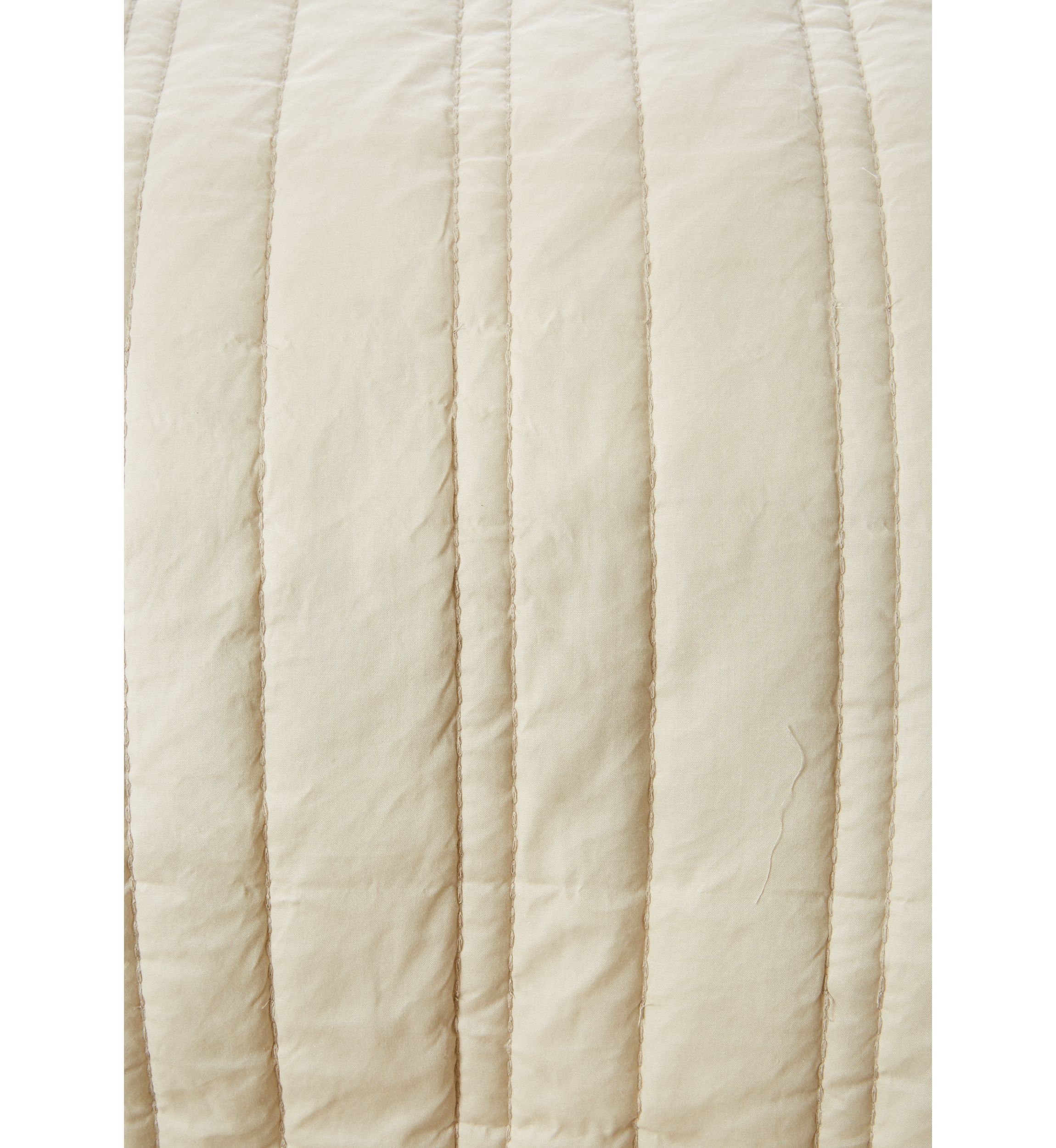 Solid Intricately Crafted Quilt Set