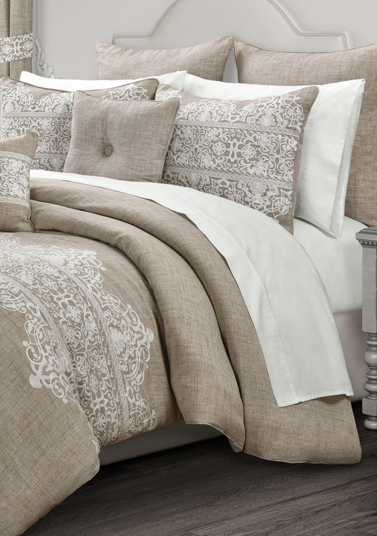 Lacey 3 Piece Comforter Set