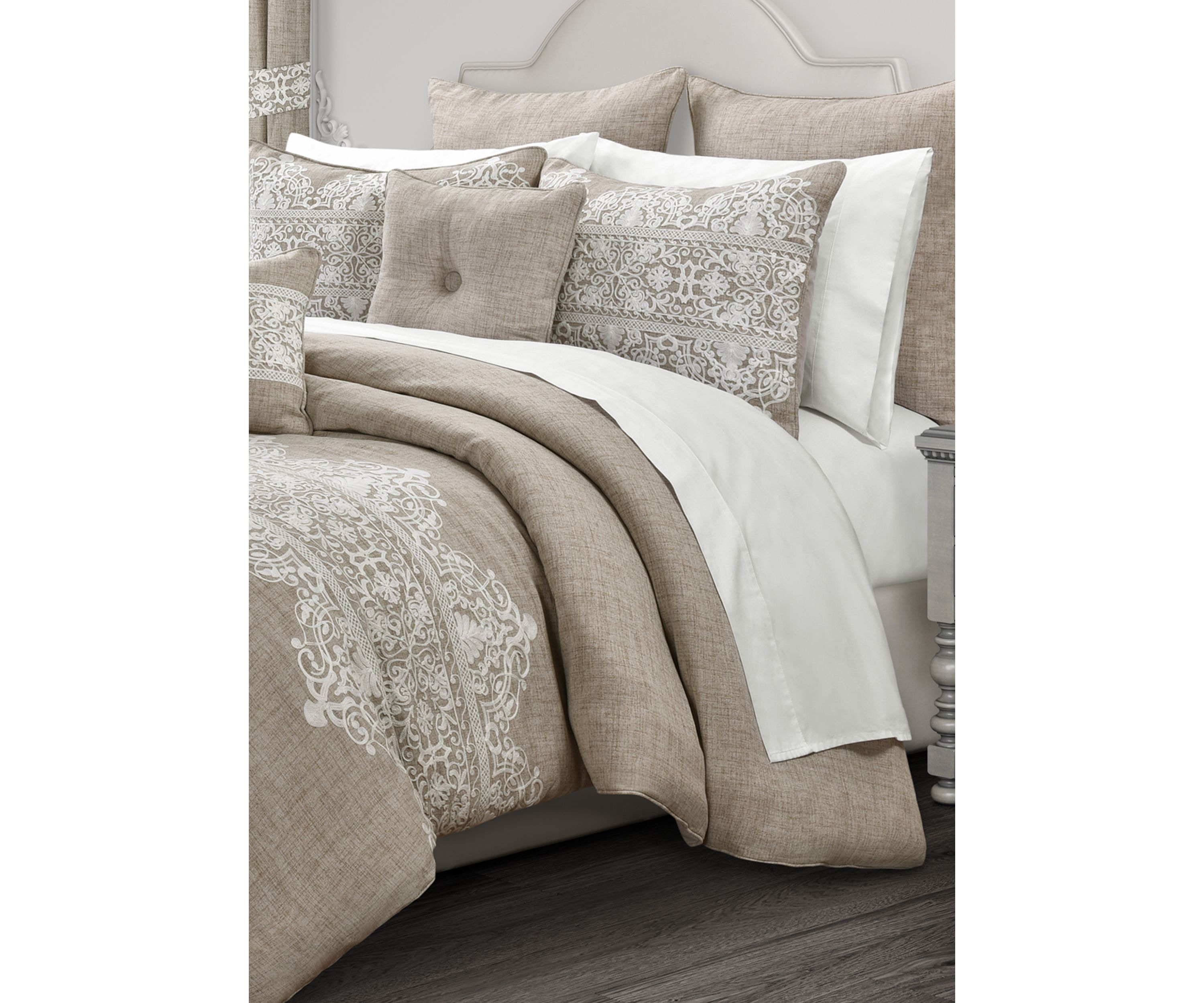 Lacey 3 Piece Comforter Set