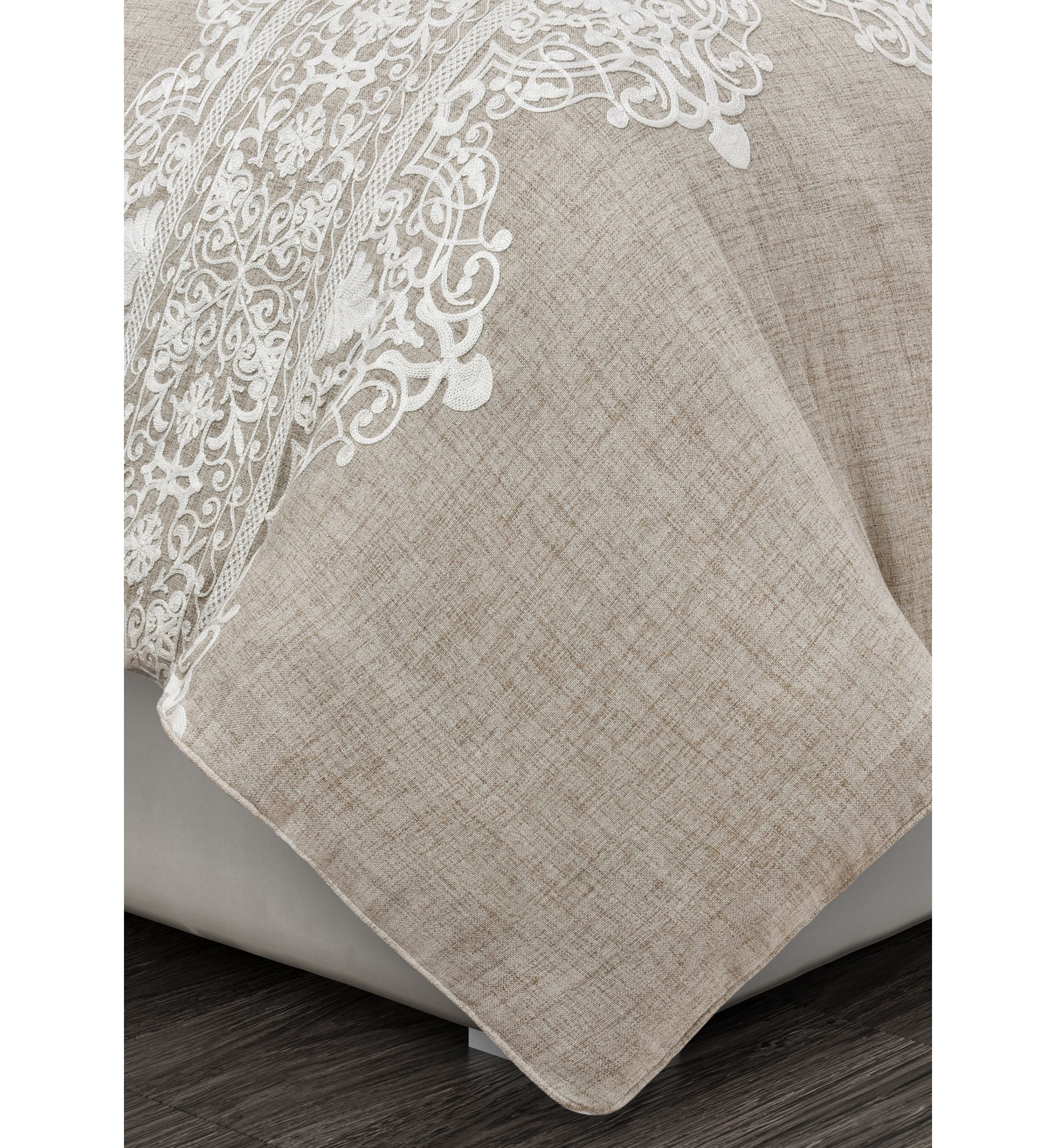 Lacey 3 Piece Comforter Set