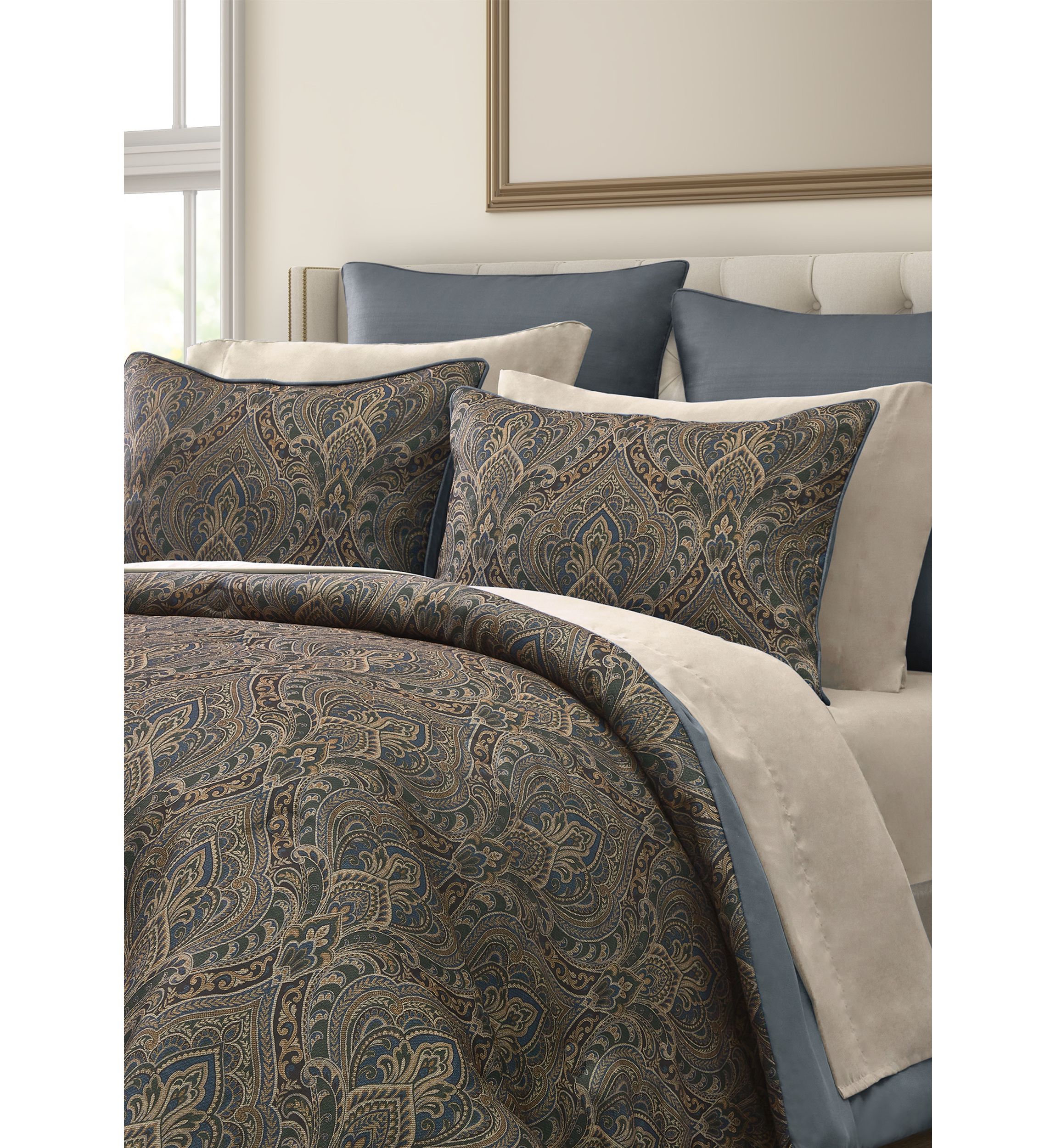 Madeline Comforter Set