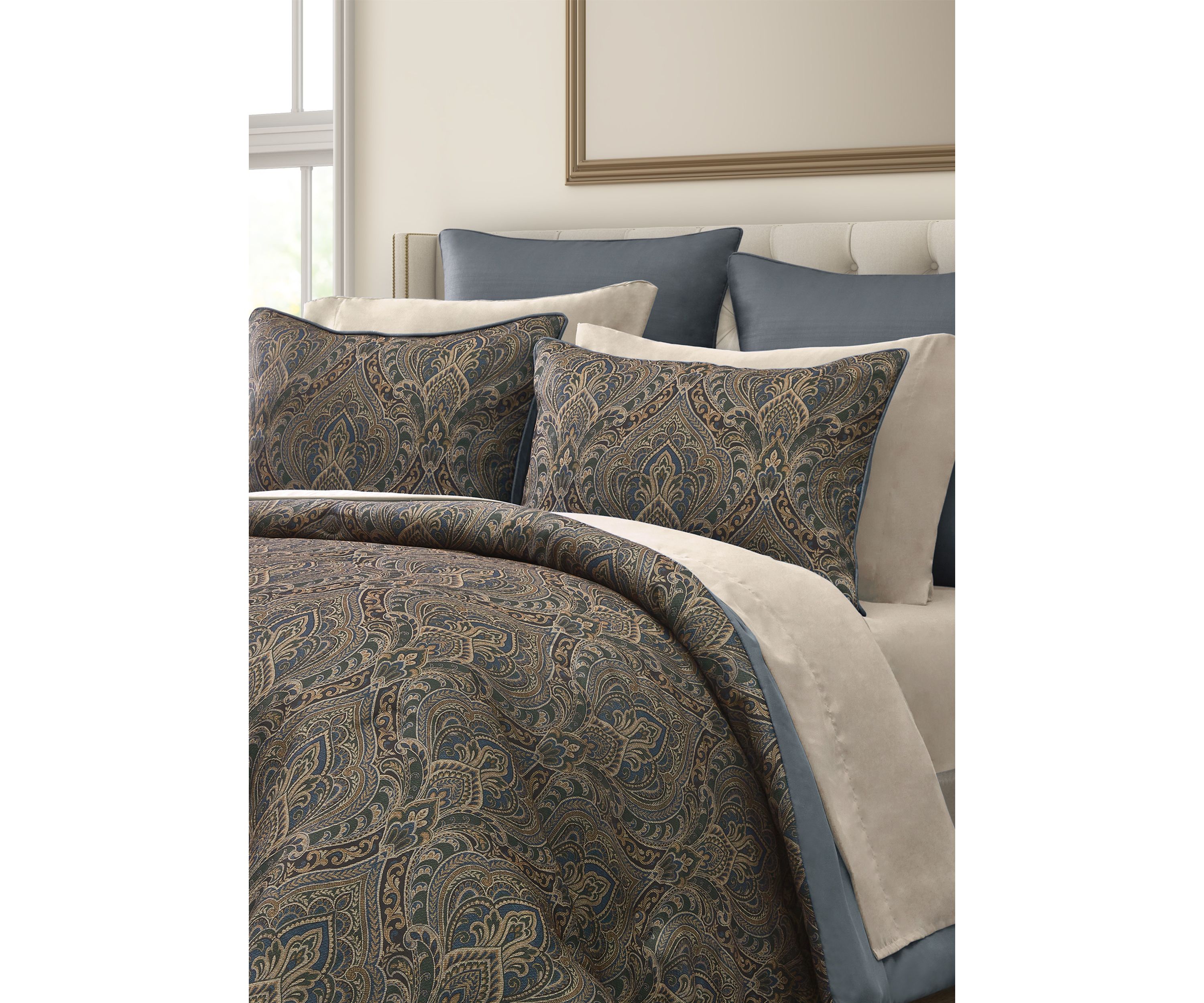 Madeline Comforter Set