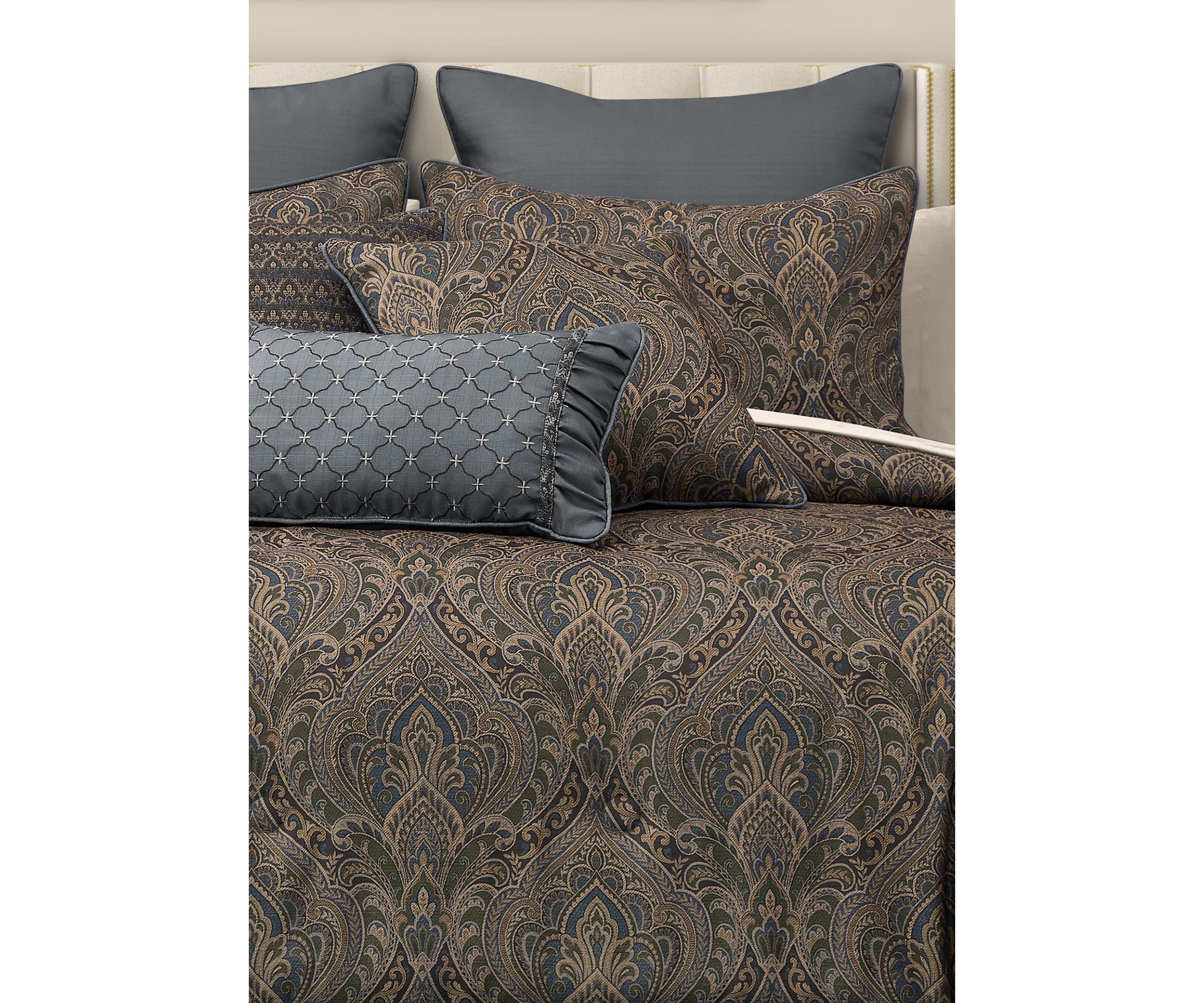 Madeline Comforter Set
