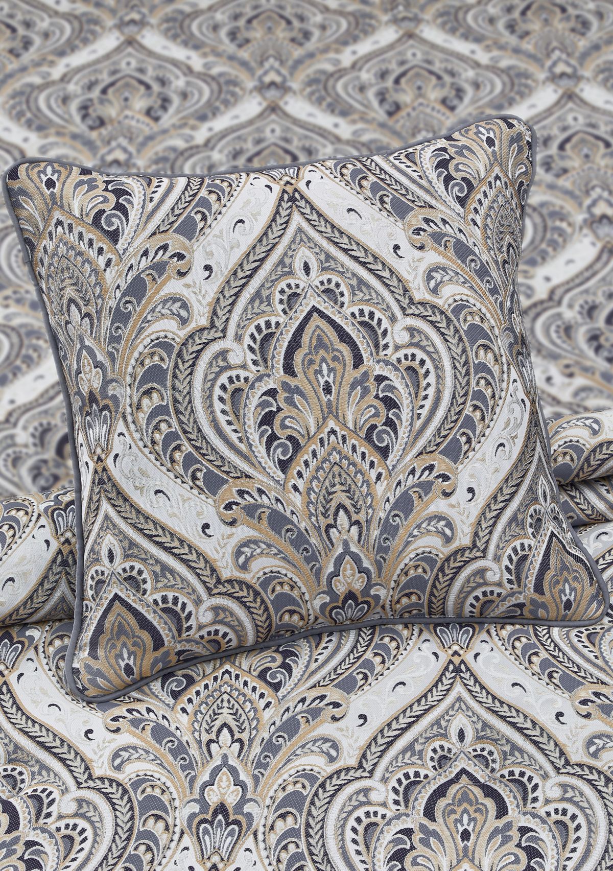 Melbourne 18" Square Decorative Throw Pillow