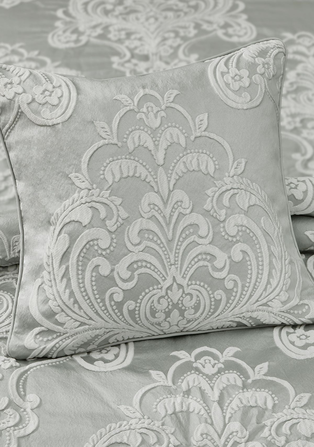 Salerno 20" Square Decorative Throw Pillow