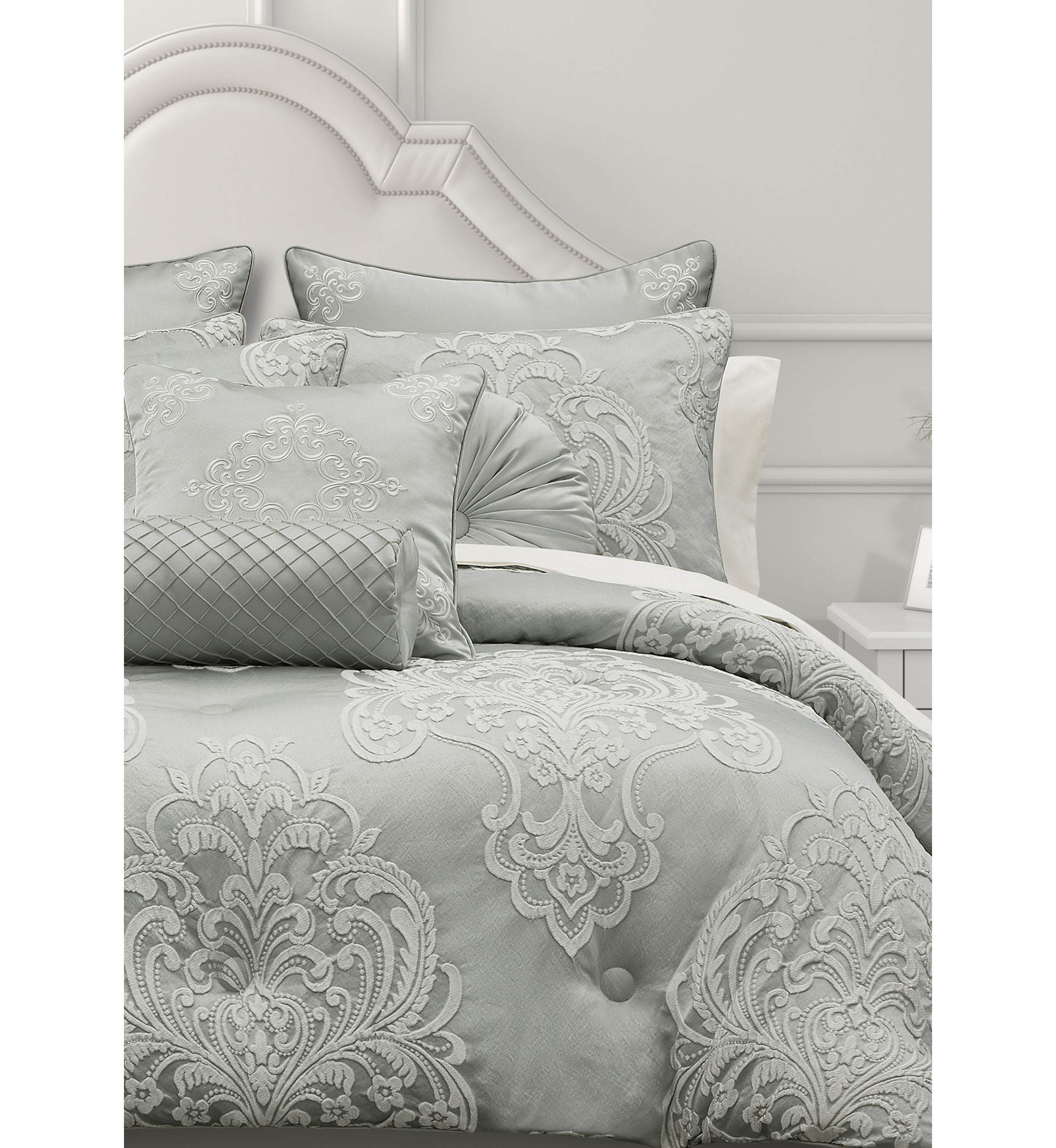 Salerno 3 Piece Comforter Set