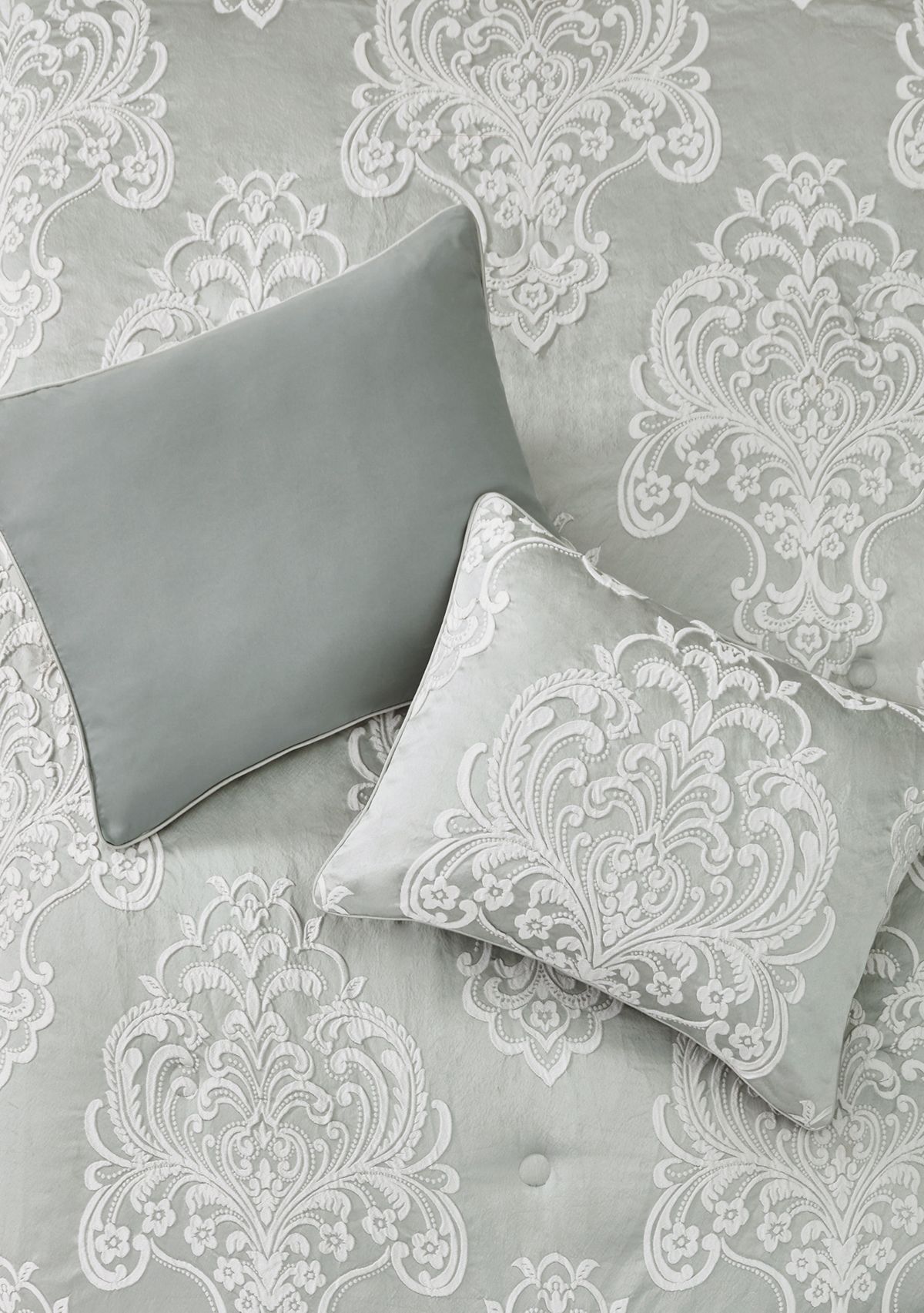 Salerno 3 Piece Comforter Set