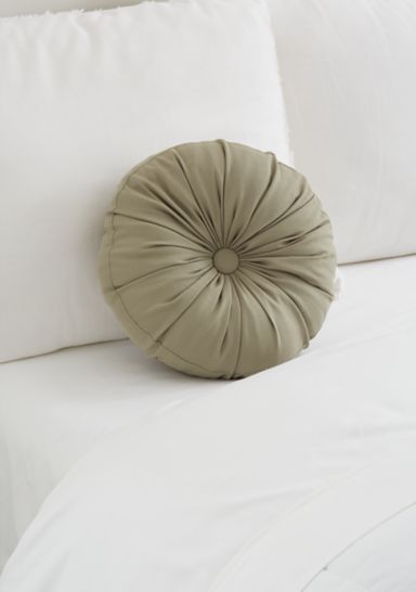 Raphael Tufted Round Decorative Throw Pillow
