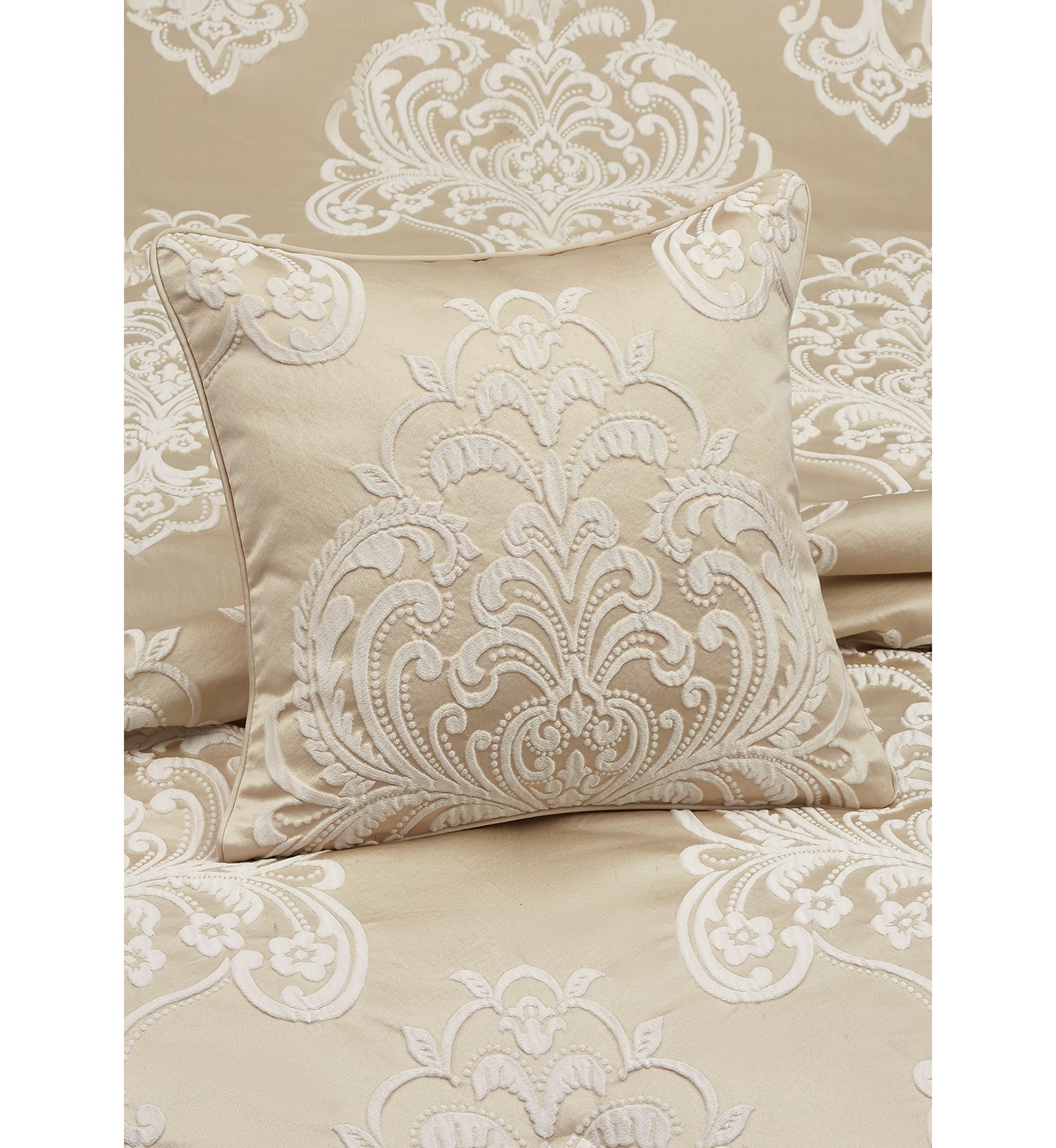 Salerno 20" Pillow