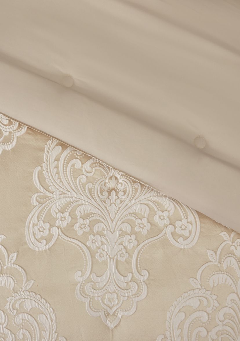 Salerno Comforter Set