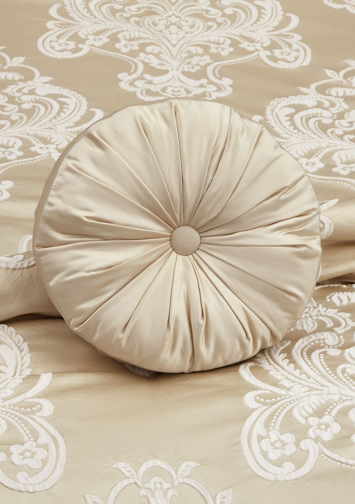 Salerno Tufted Round Pillow