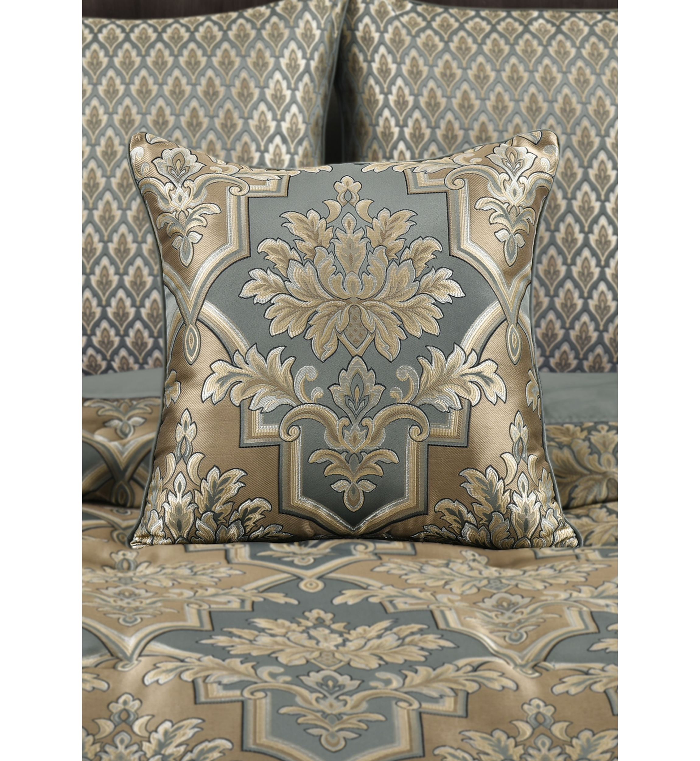 Belluno 20" Square Decorative Throw Pillow