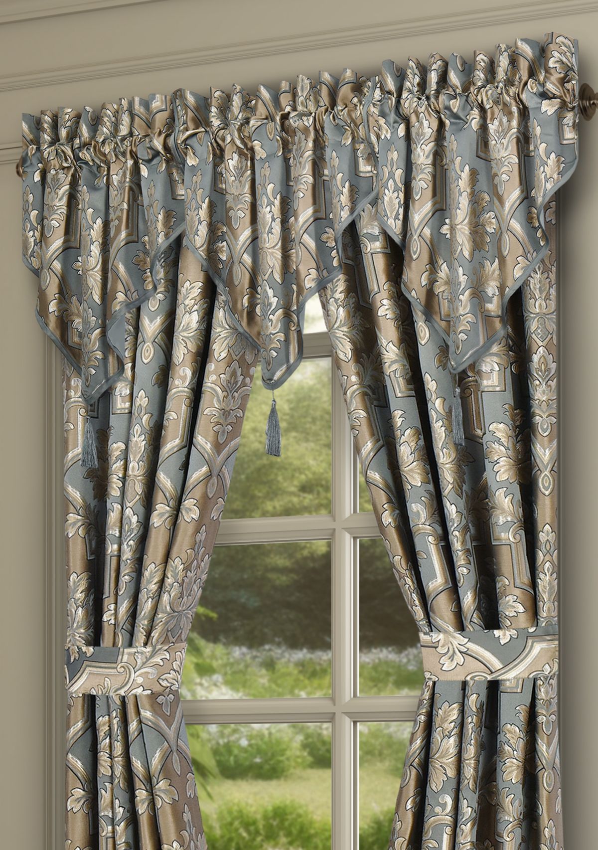 Belluno Window Ascot Valance