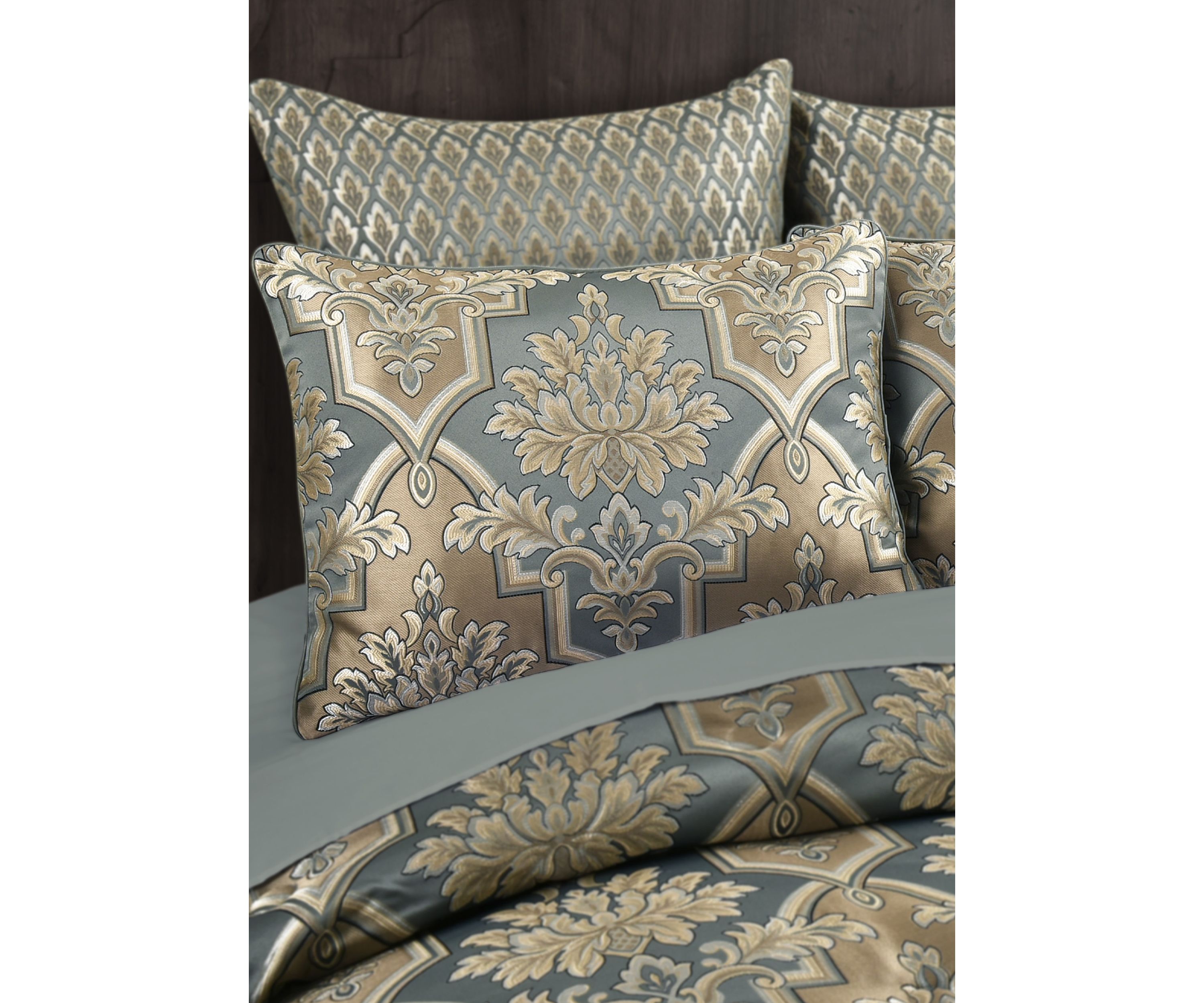 Belluno Comforter 3 Piece Set