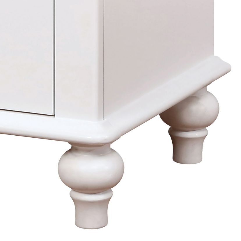 Dami Nightstand with USB Port