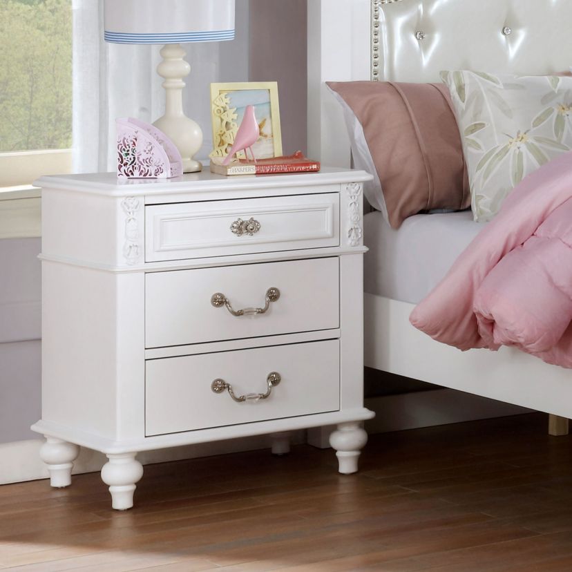 Dami Nightstand with USB Port