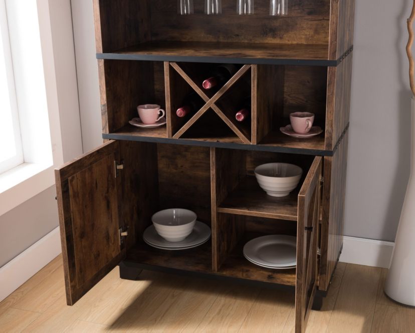 Keenis Buffet with Hanging Stemware
