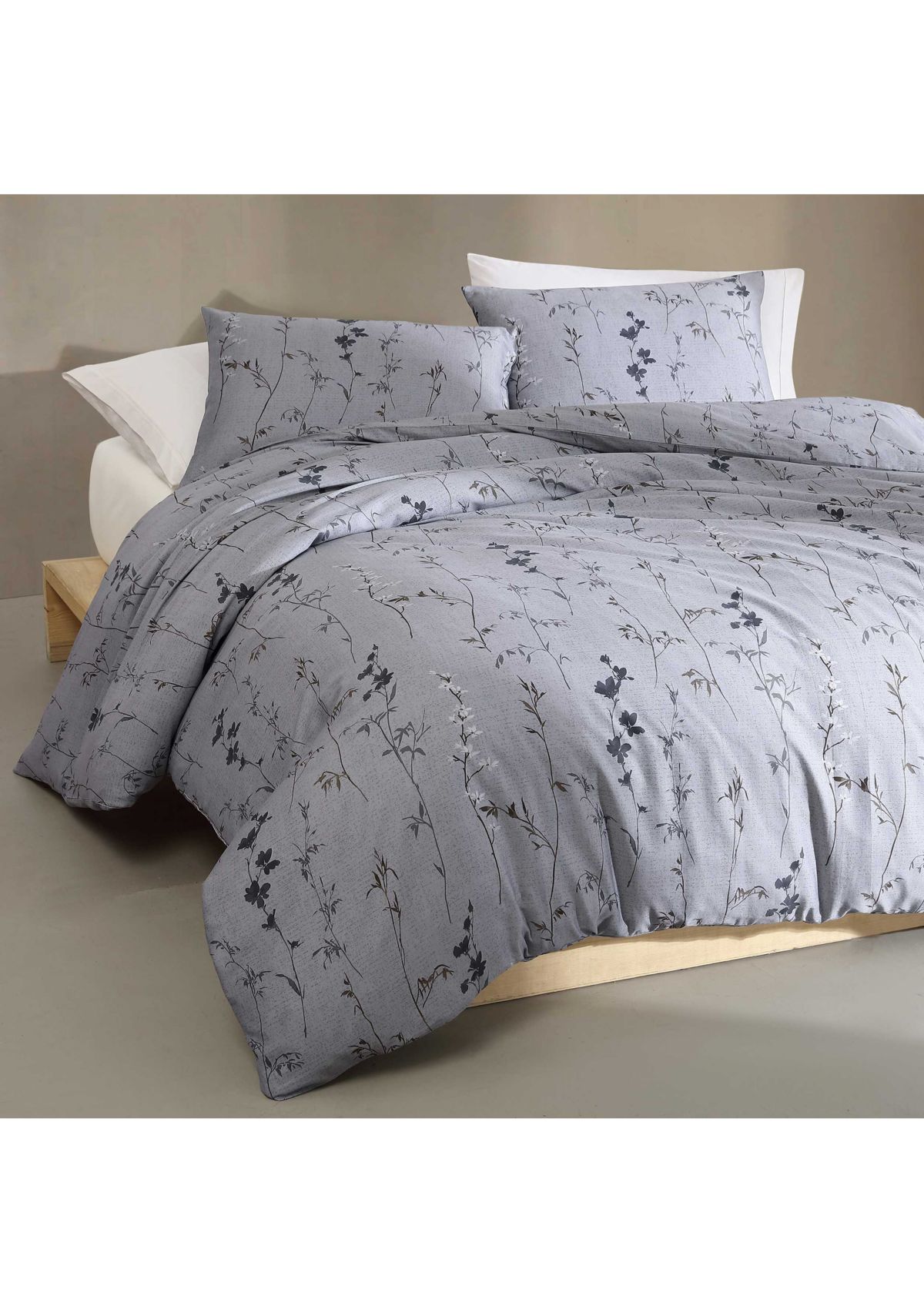 Wildflower Sateen Comforter Set