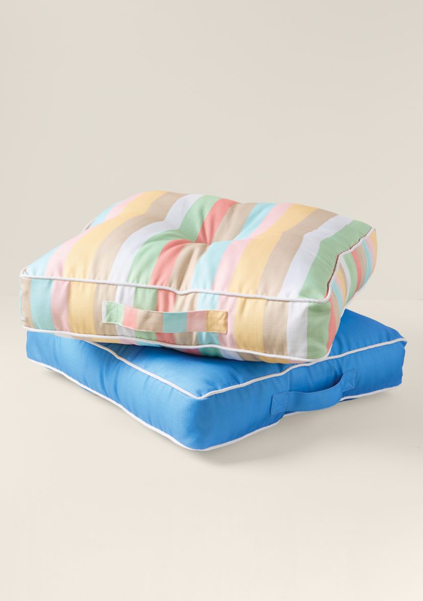 Sewing Down South x Crown & Ivy™ Queen Outdoor Floor Cushion