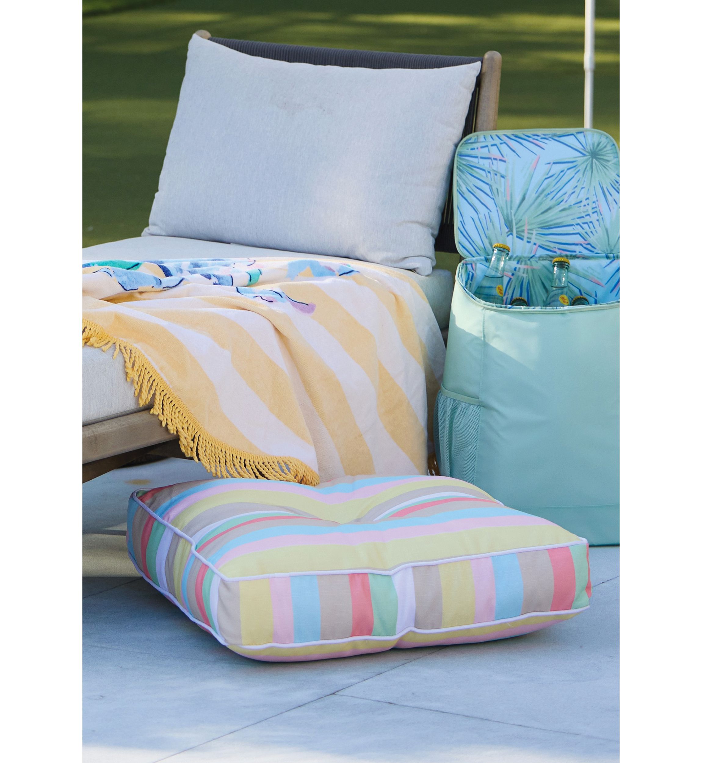 Sewing Down South x Crown & Ivy™ Queen Outdoor Floor Cushion