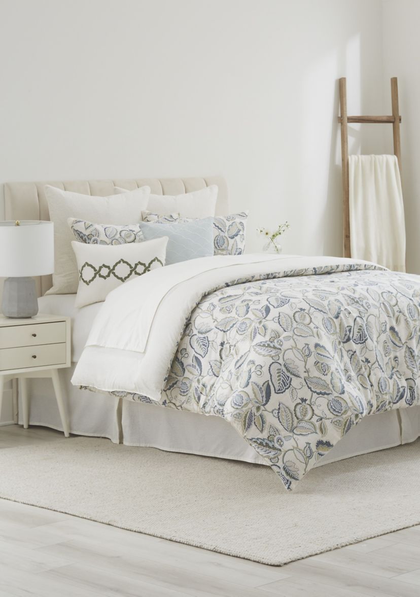 Fantasy Fleur Comforter Set