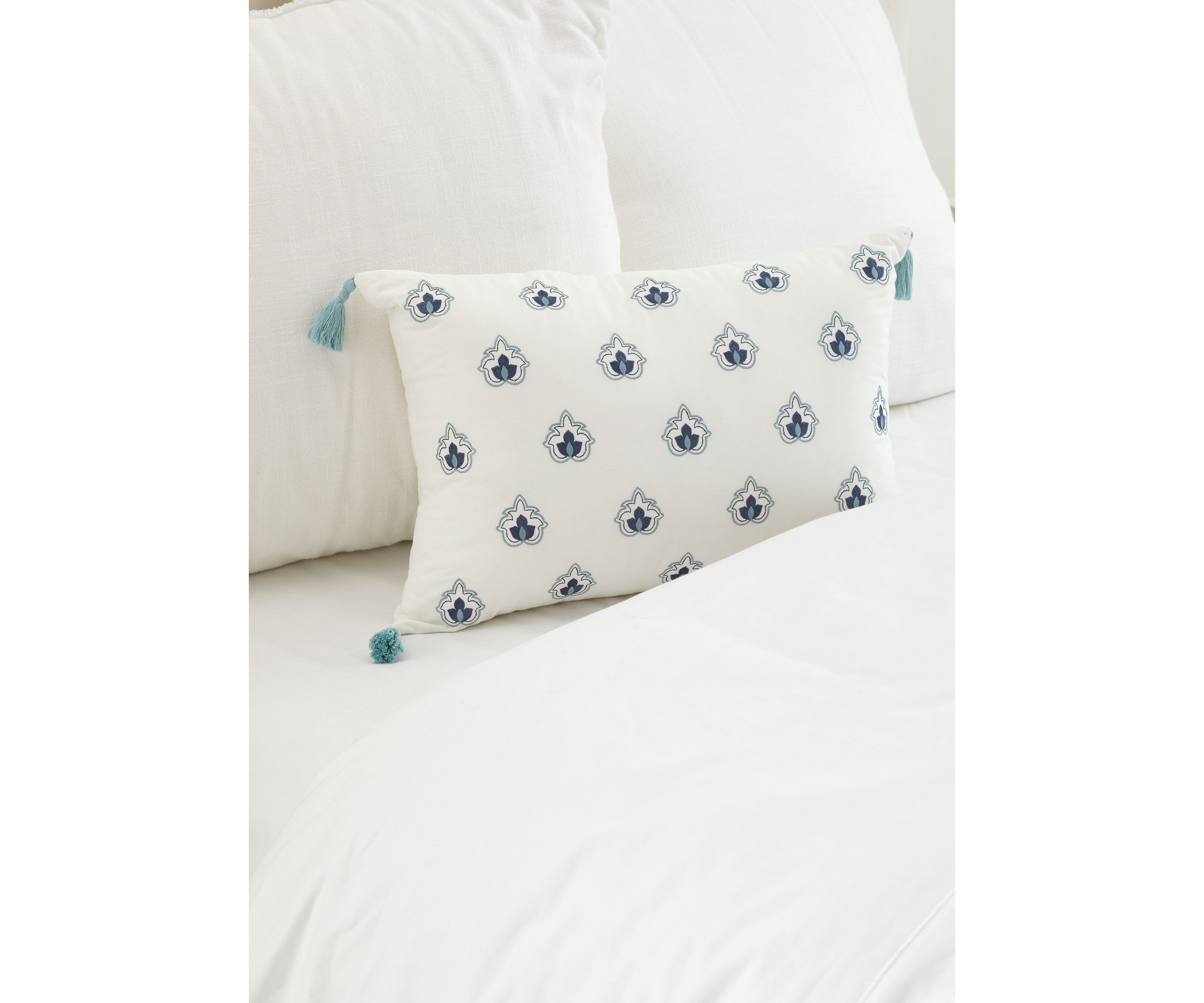 Castleford Tassel Pillow