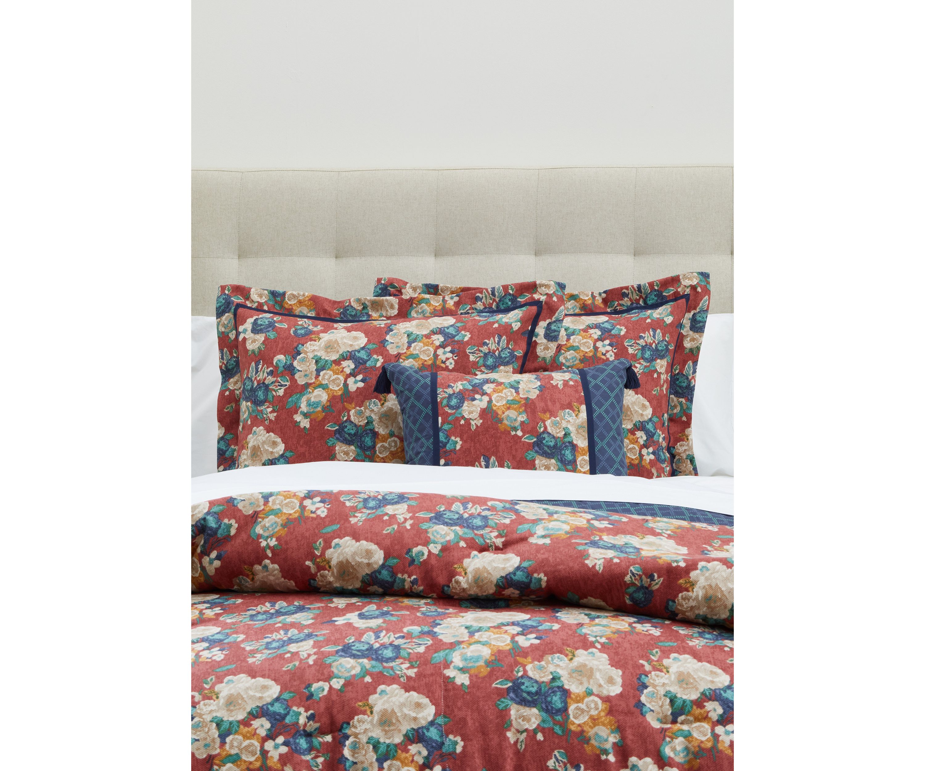 Camilla Comforter Set