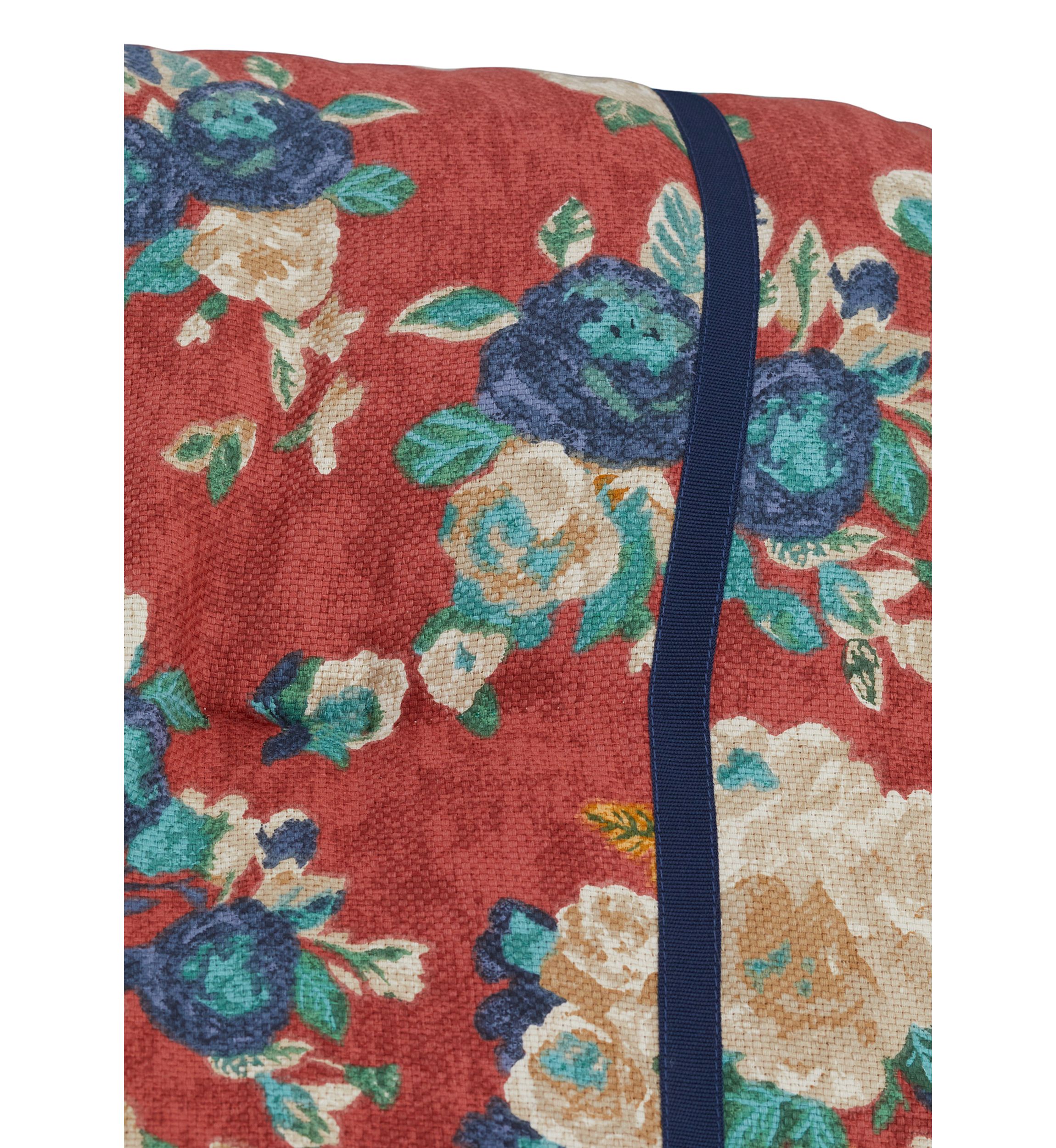 Camilla Comforter Set