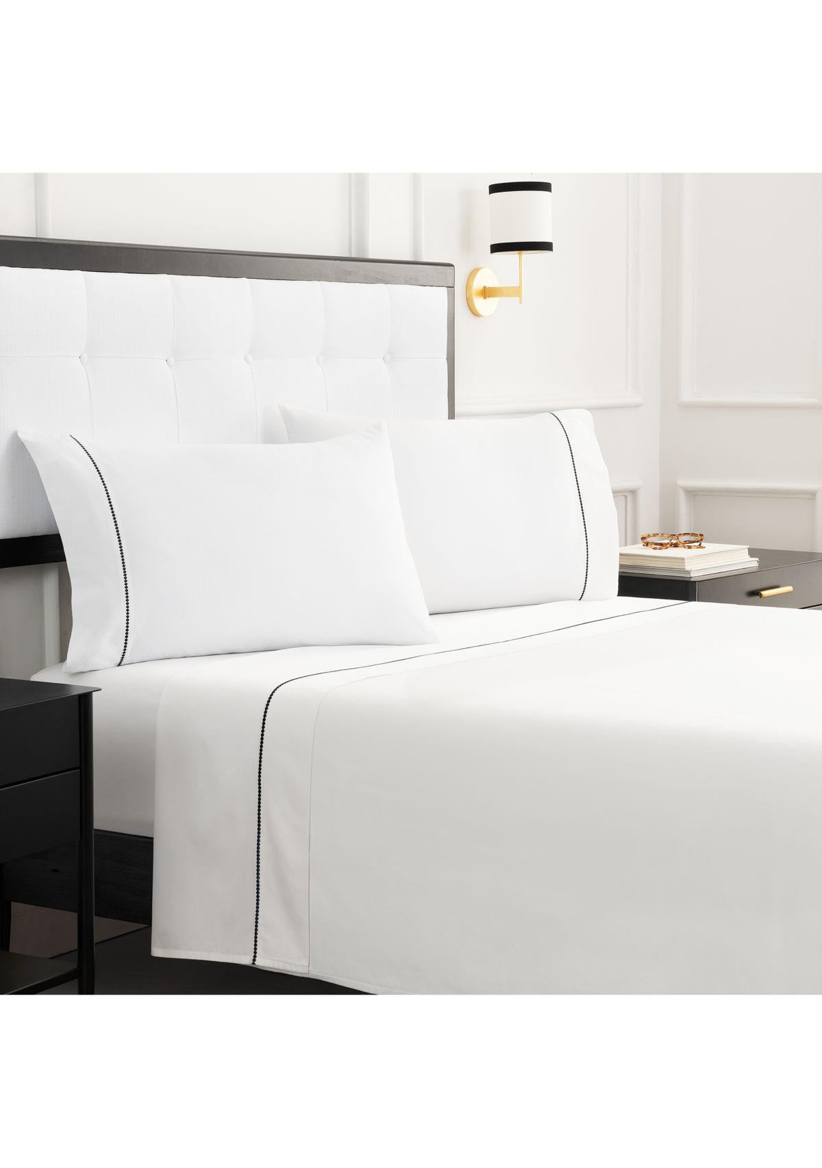 300 Thread Count Dot Sheet Set