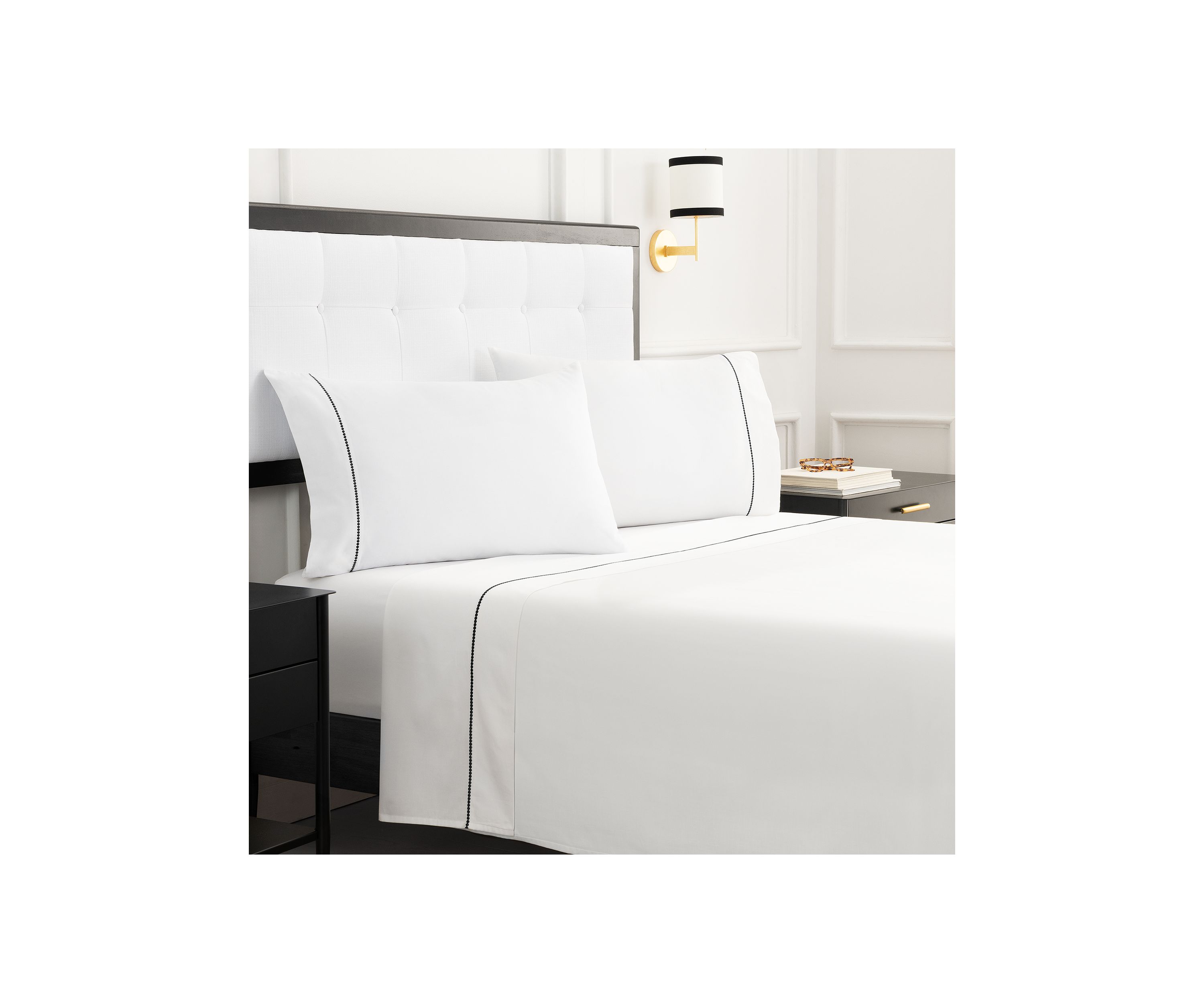 300 Thread Count Dot Sheet Set