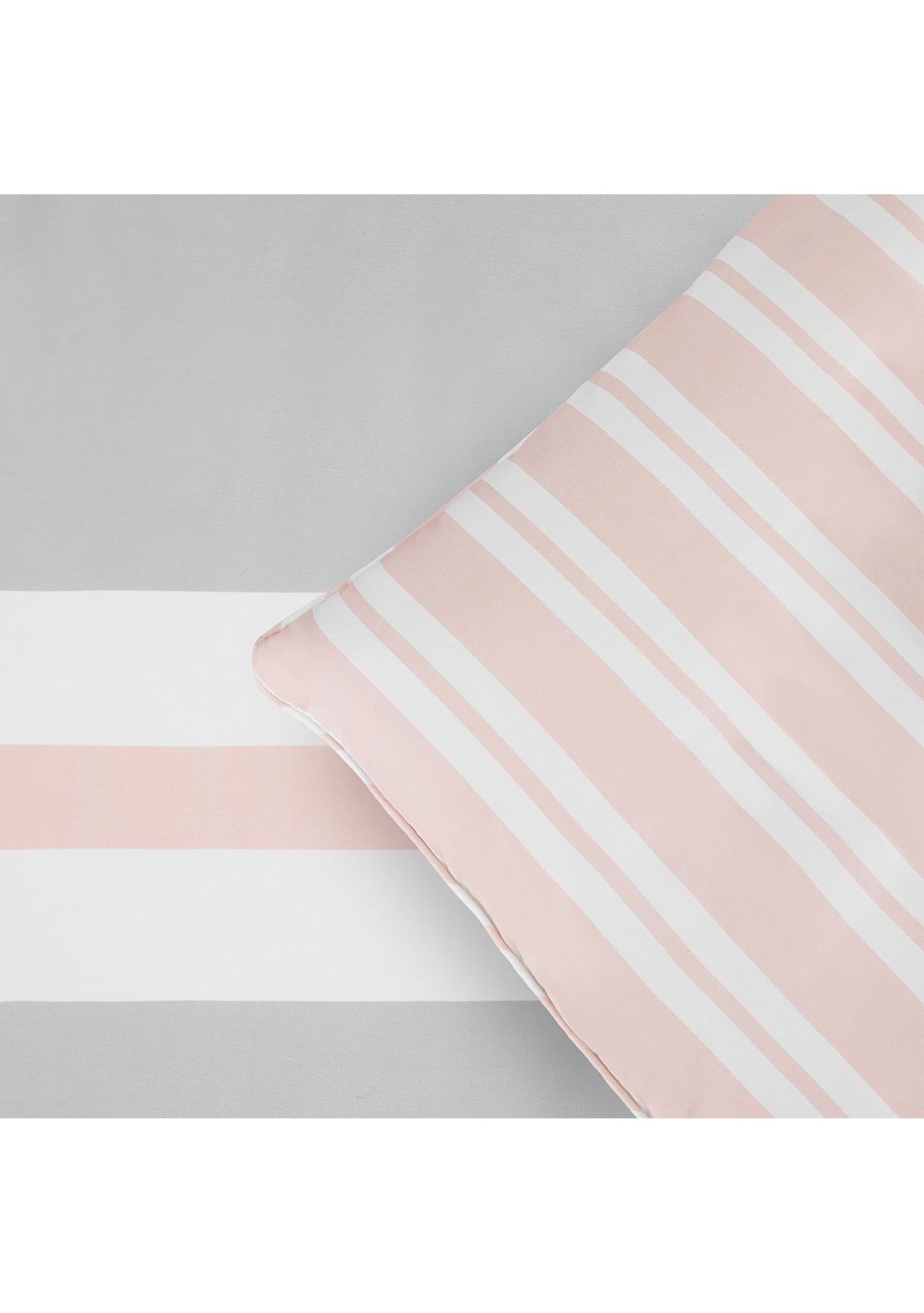 Engineered Stripe Comforter Set