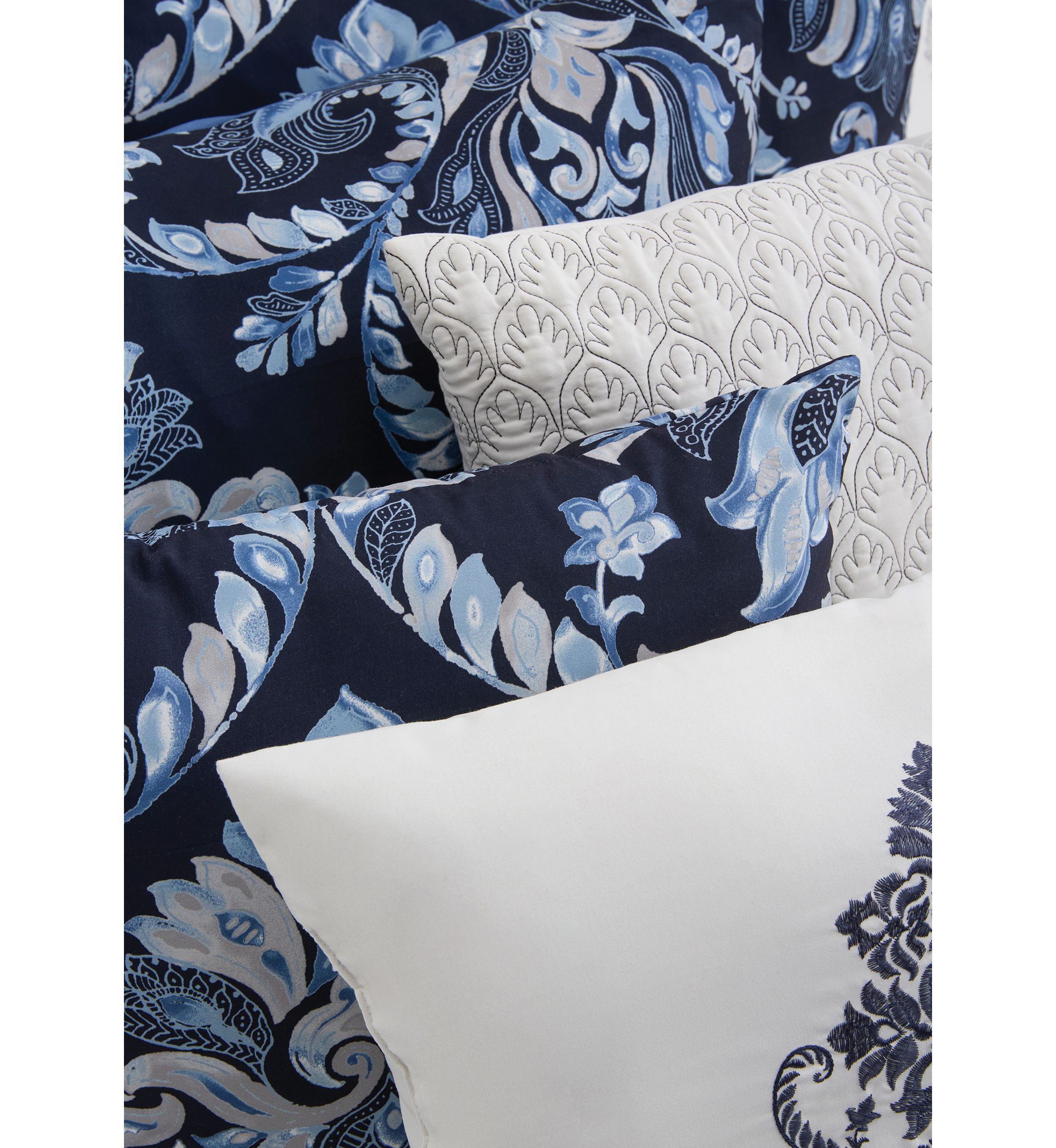 Raelyn 10 Piece Comforter Set