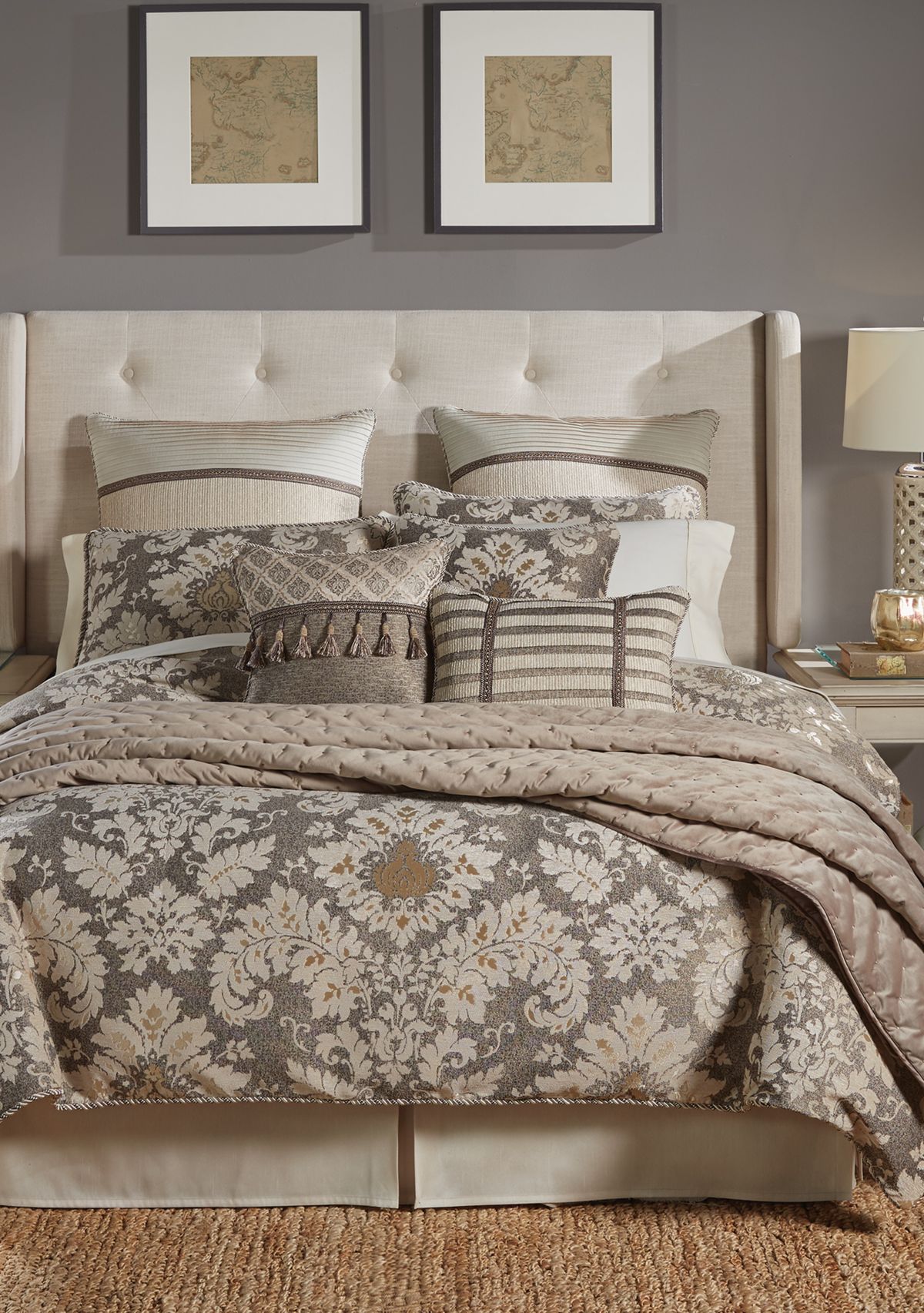 Nerissa Comforter Set