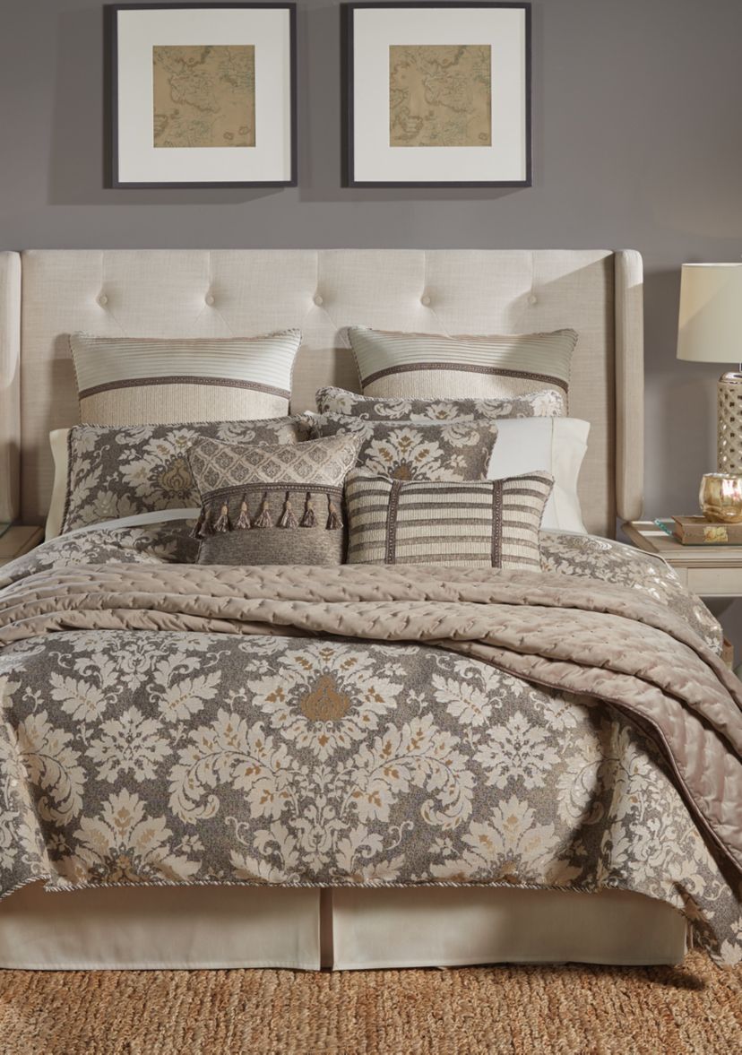 Nerissa Comforter Set