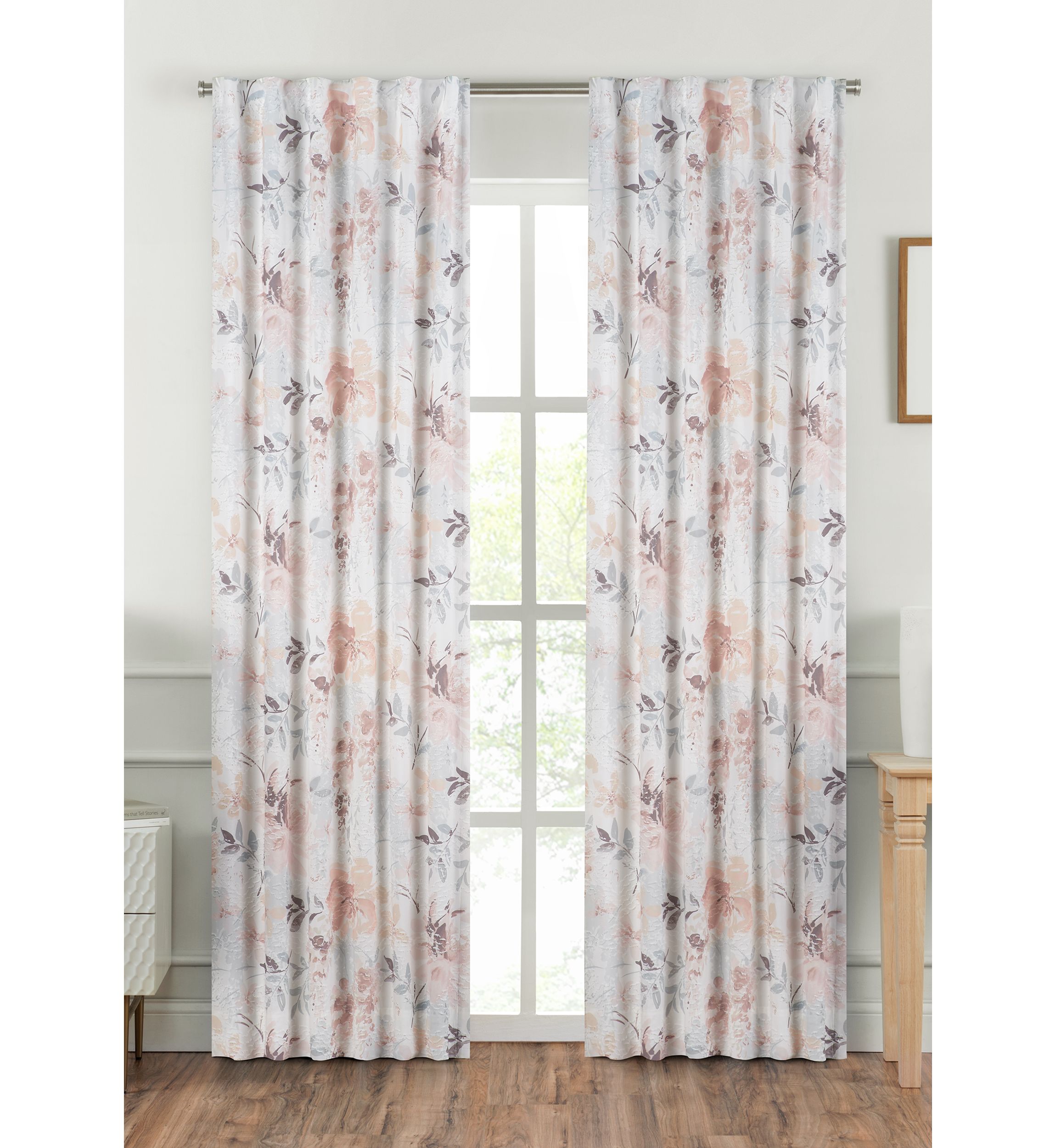 Liana Drapes