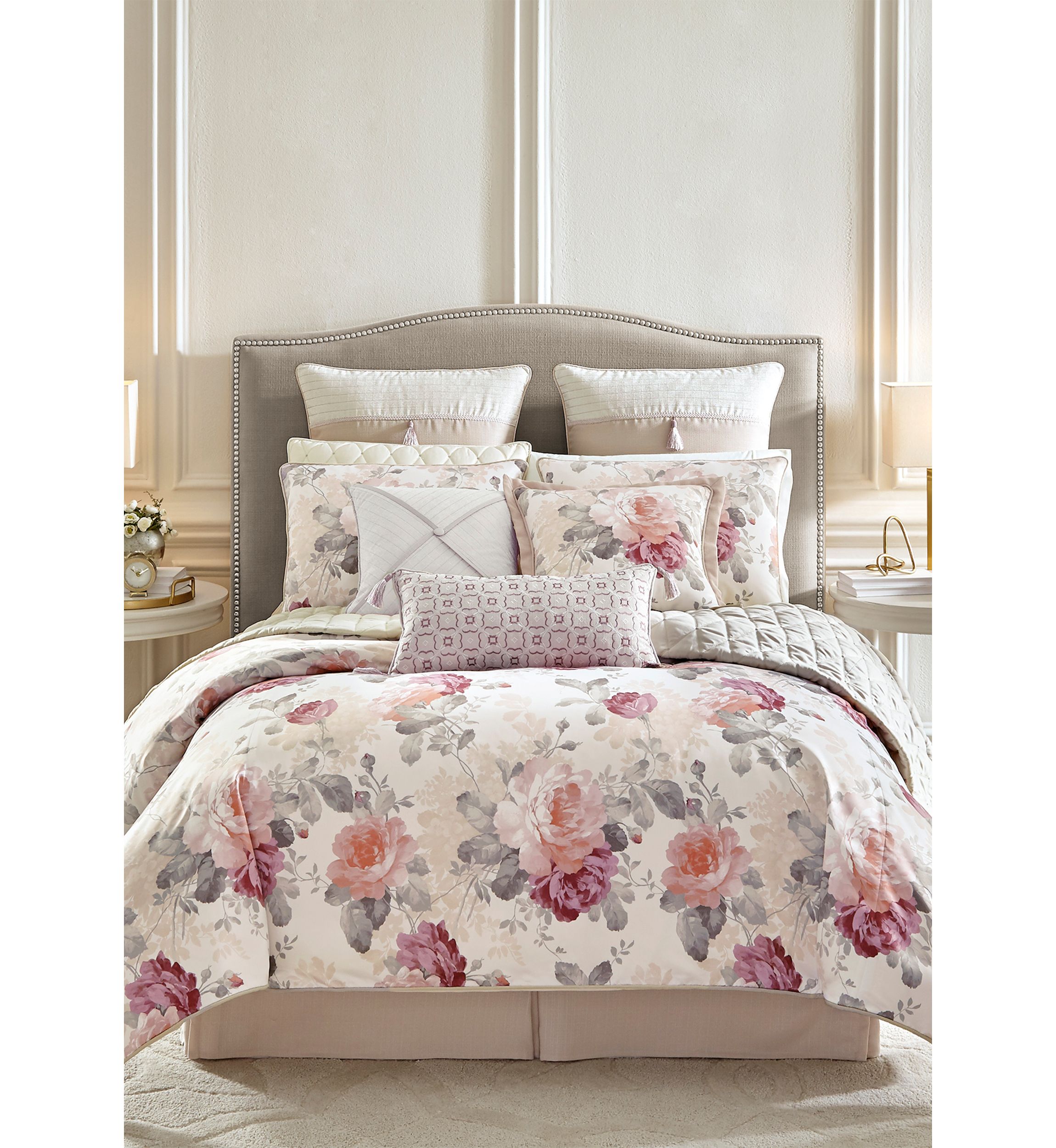 Bela Bedding Collection