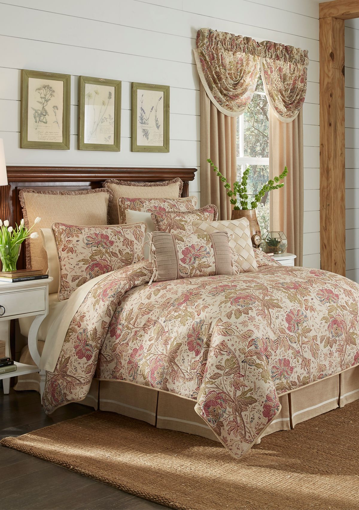Camille Comforter Set