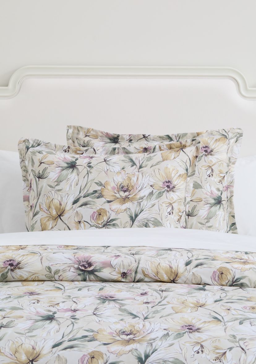 Lily Watercolor 3-Piece Comforter Set