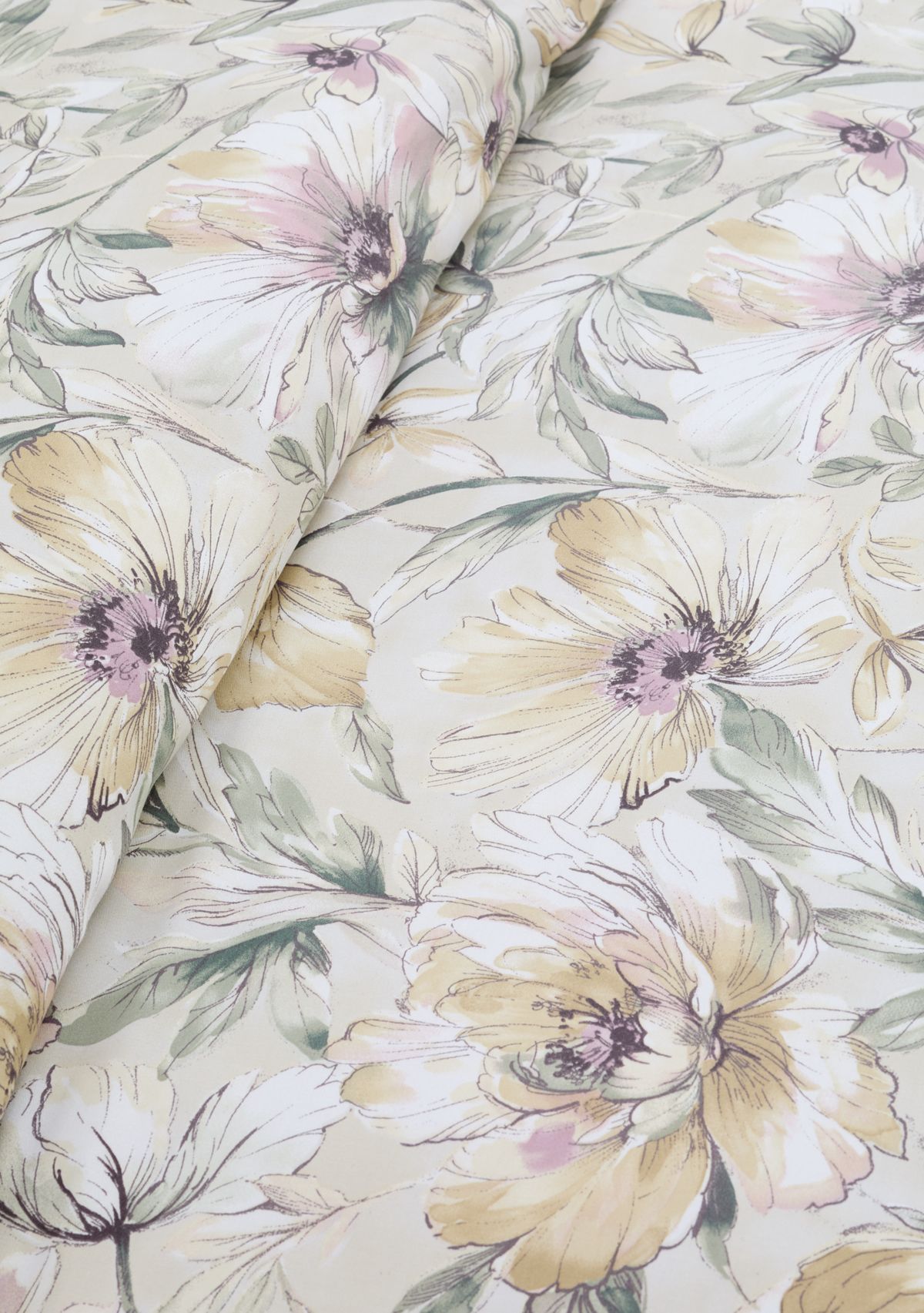 Lily Watercolor 3-Piece Comforter Set