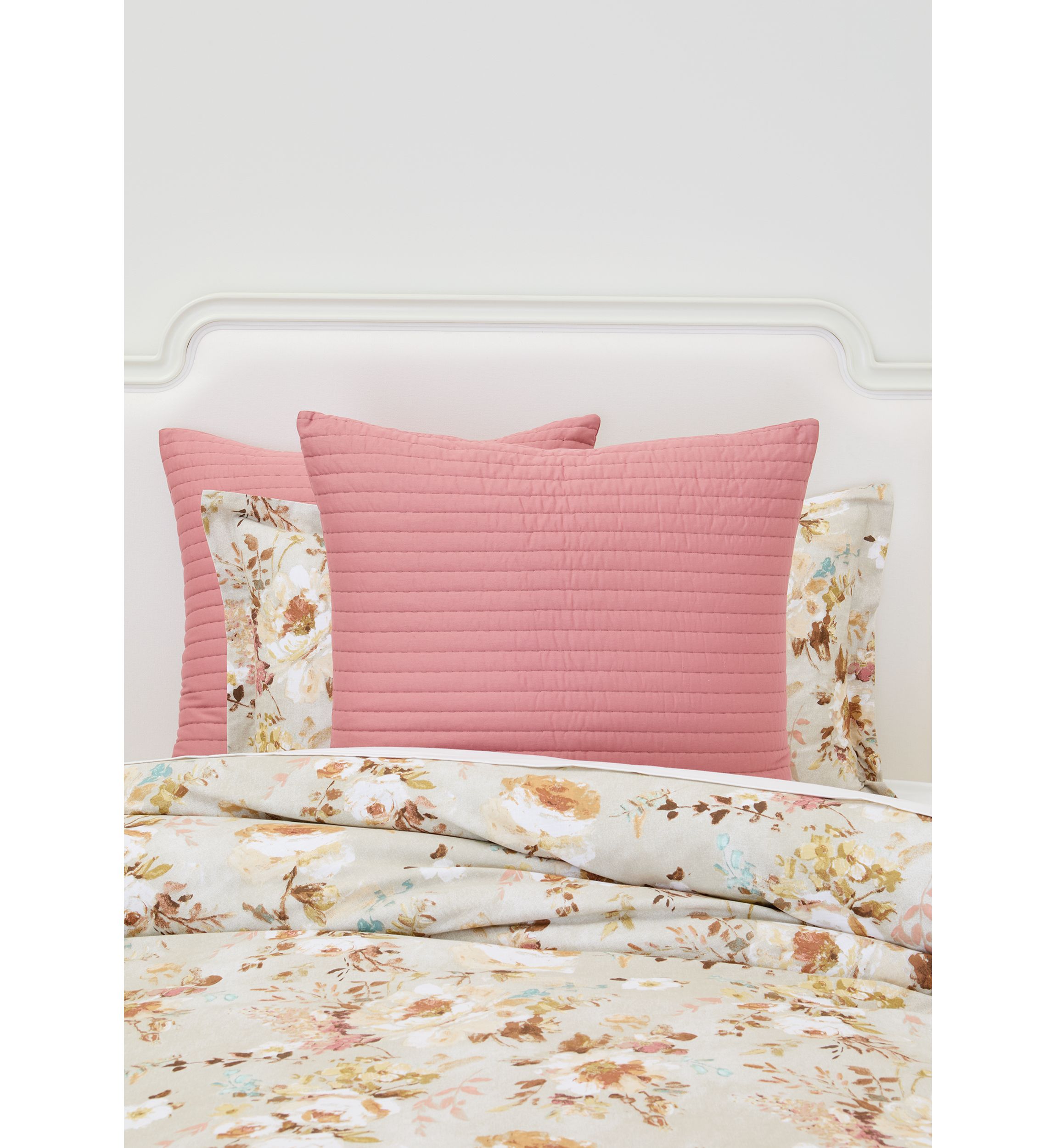 Winter Blooms Comforter Set