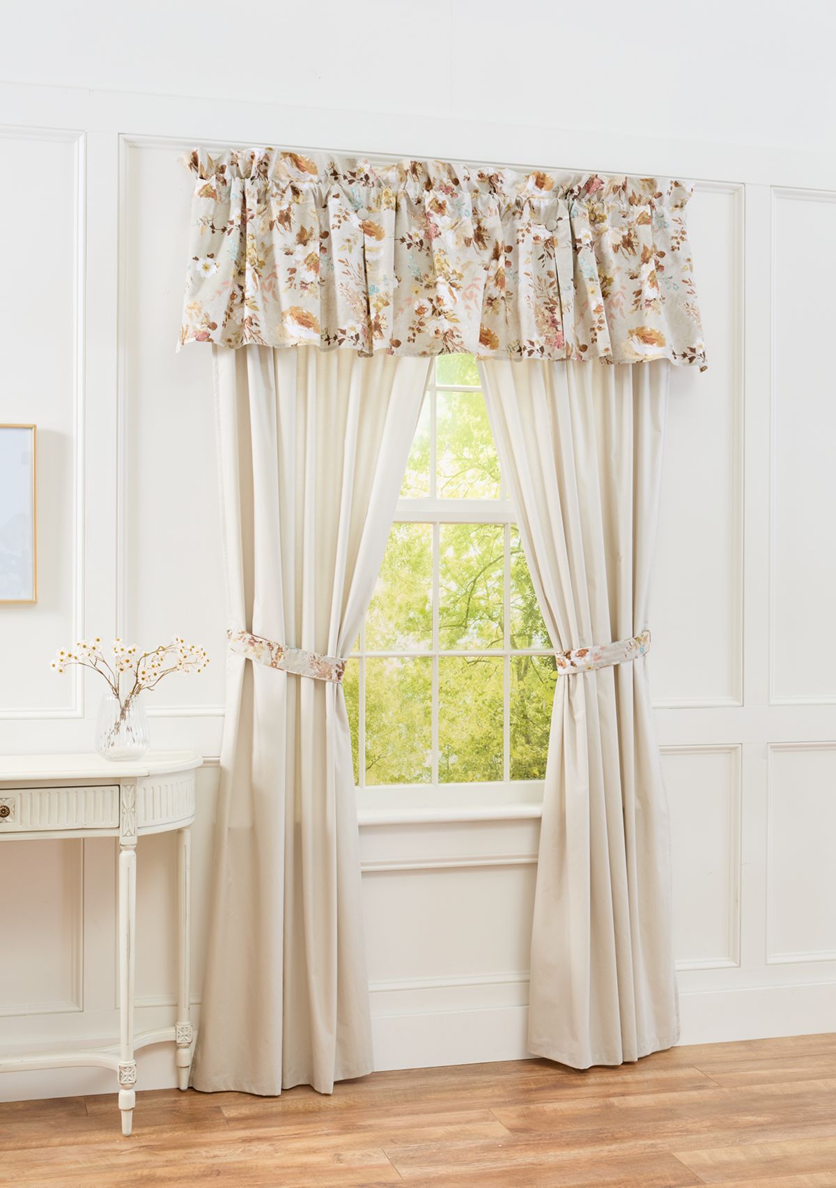 Winter Blooms Valance