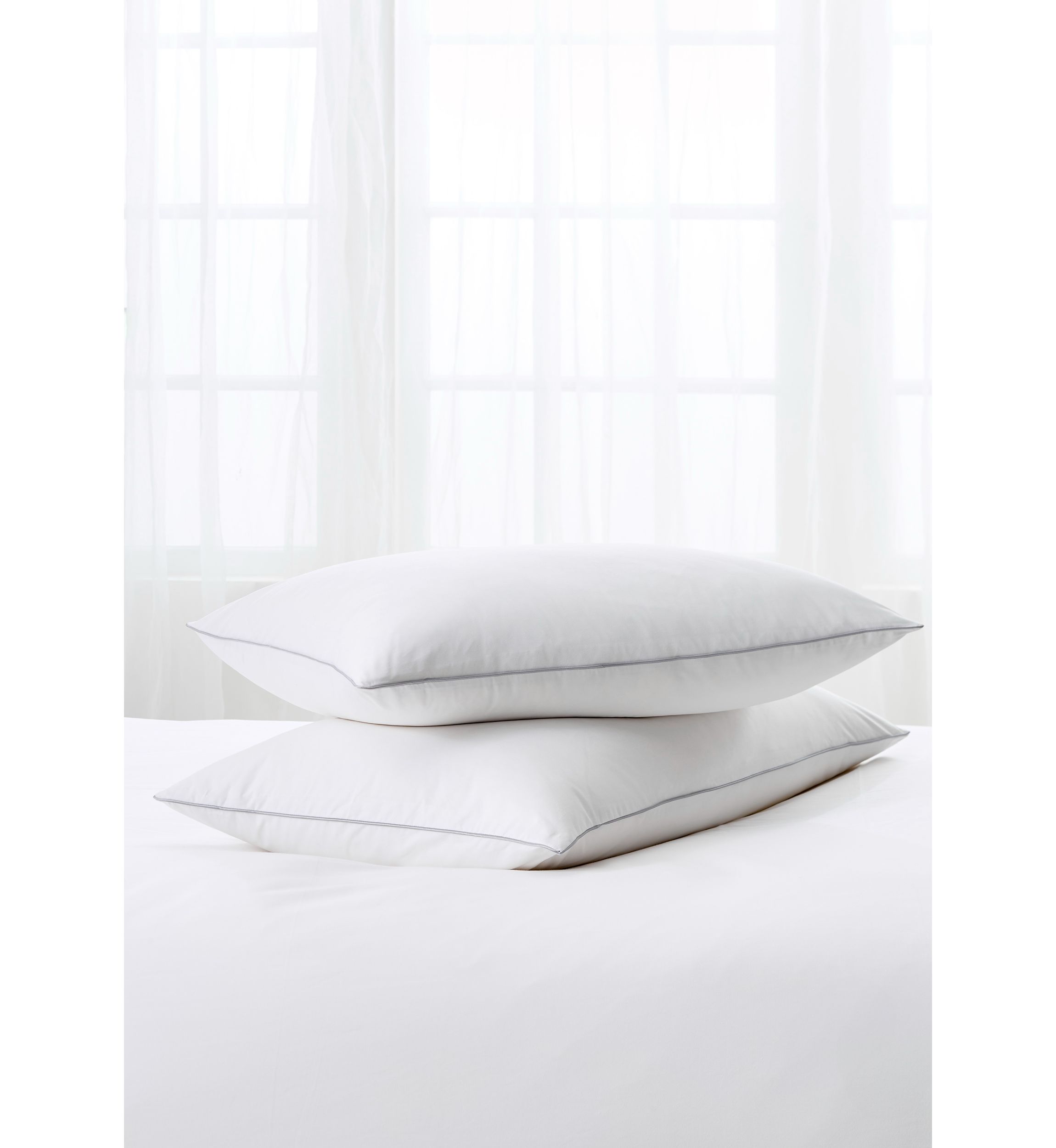 Down Surround Feather Core Bed Pillow