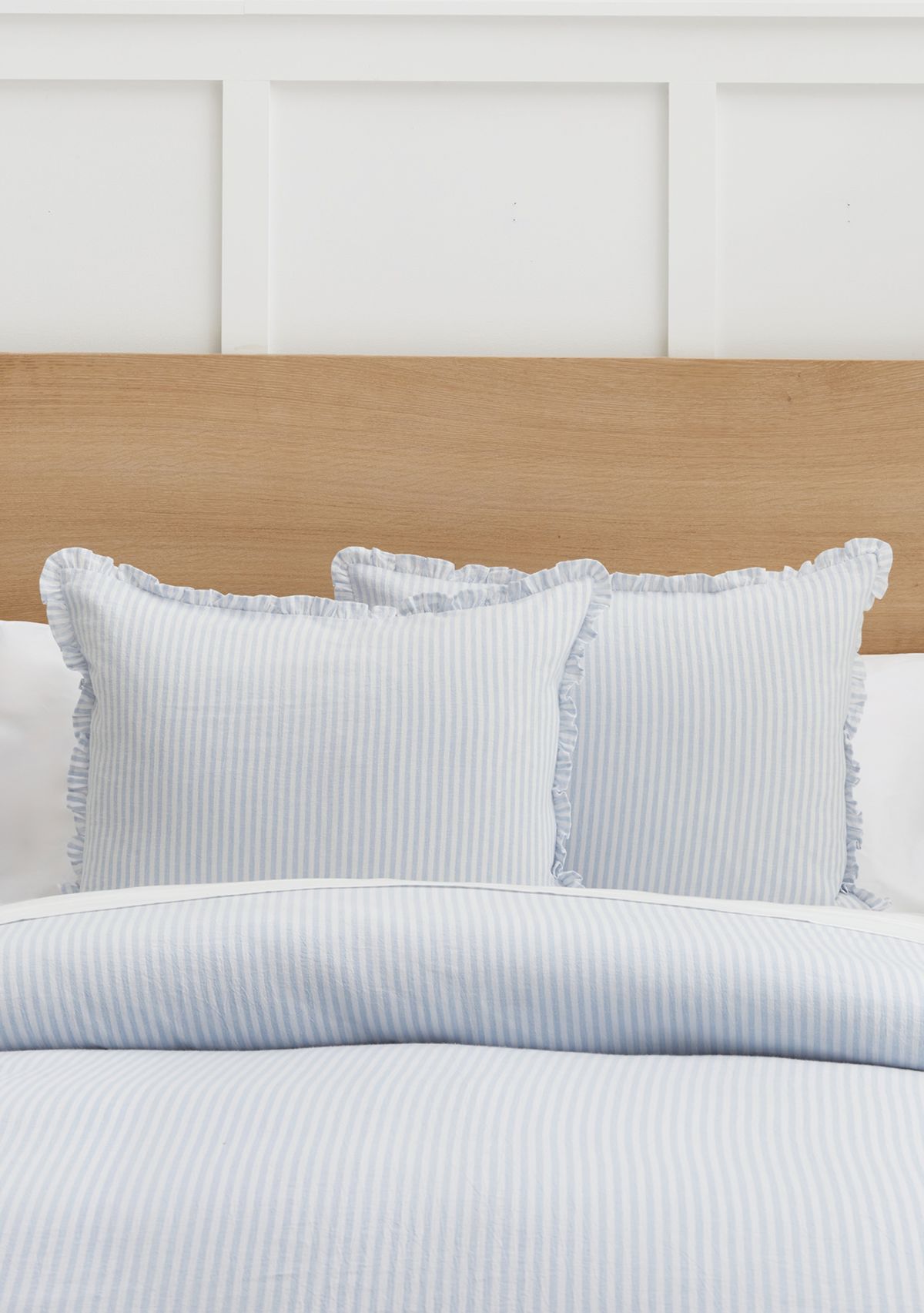 Blue Ruffle Trim Stripe Comforter