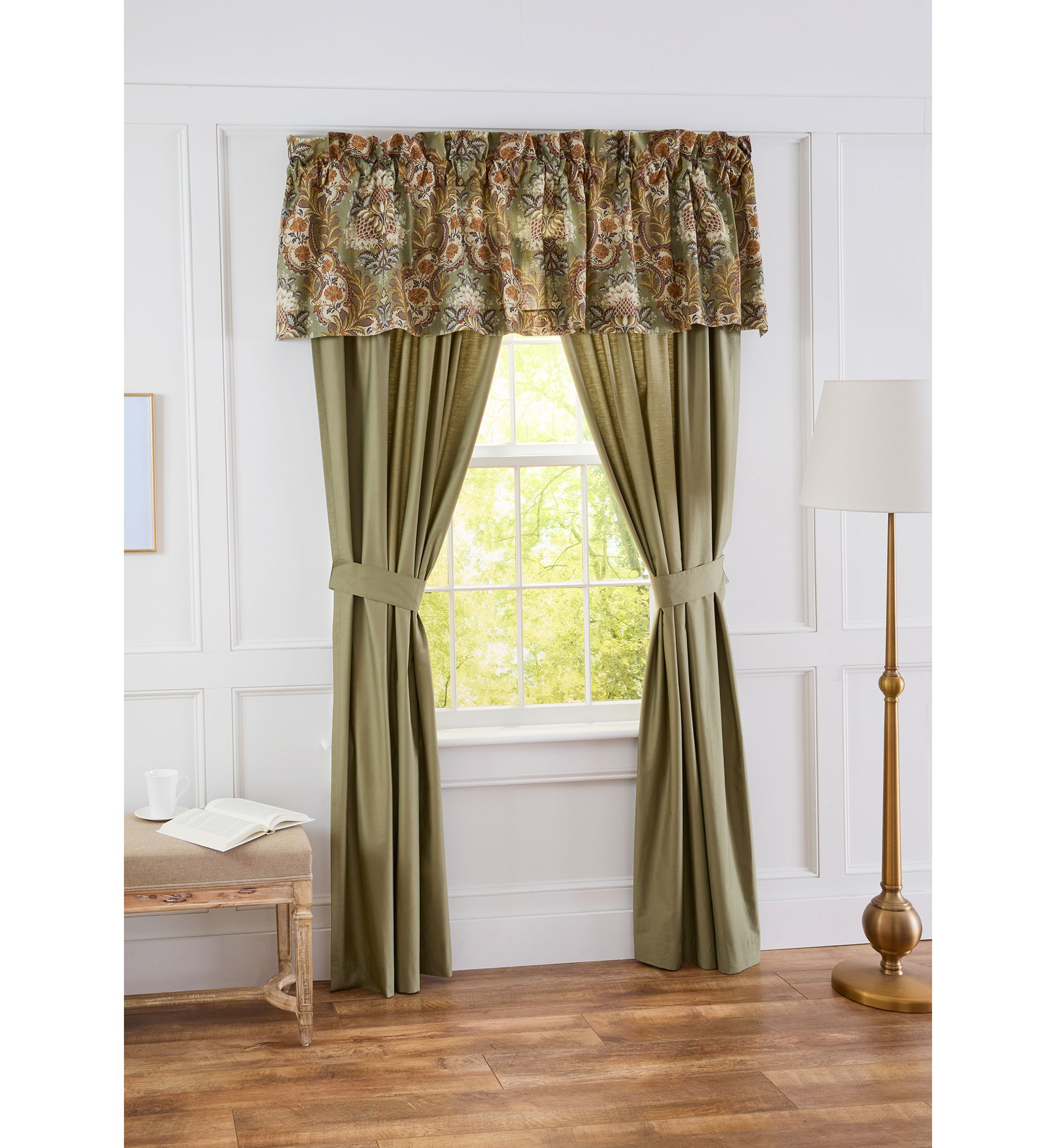 Beaufort Valance